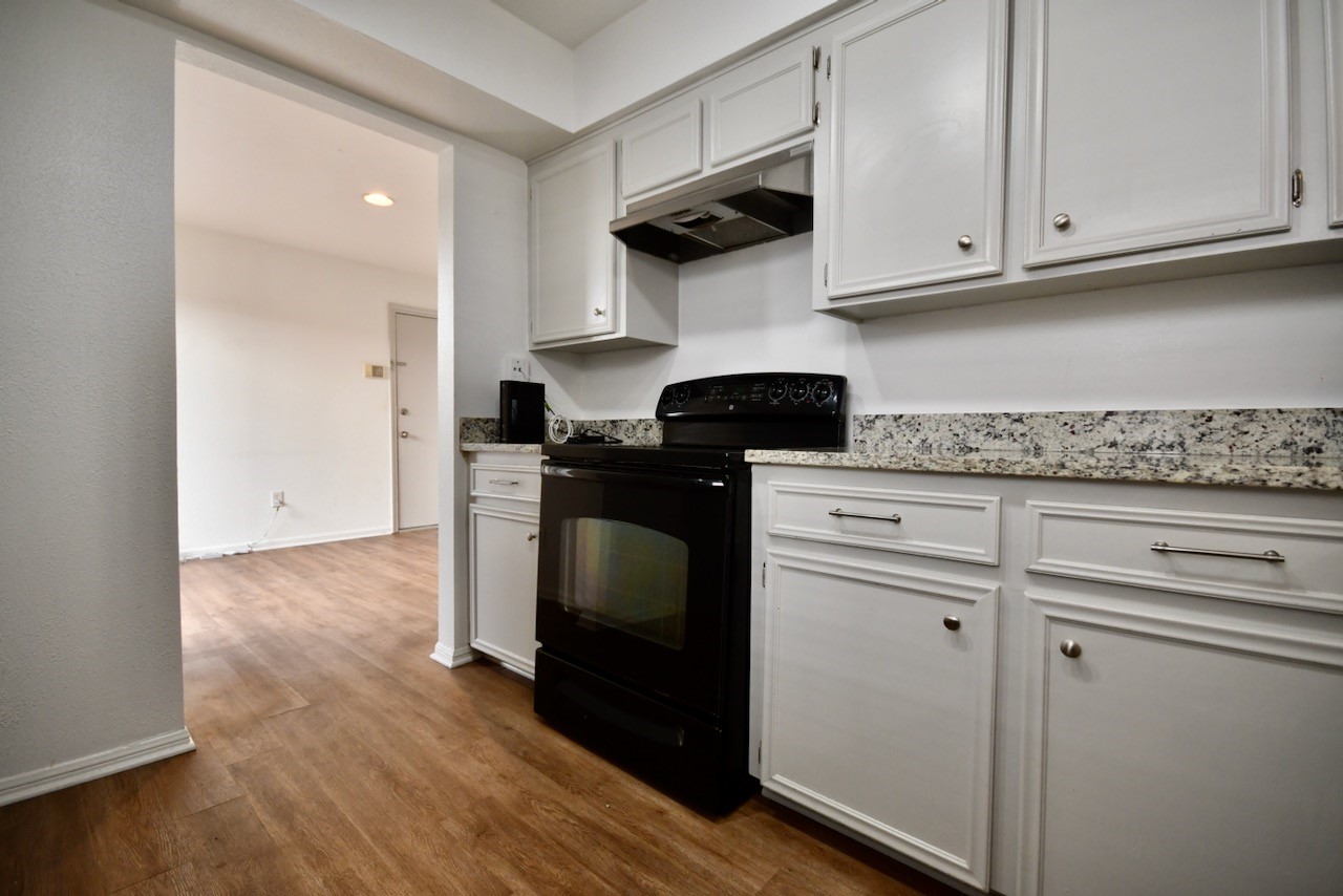 4404 Basswood Lane, Bellaire, TX 77401