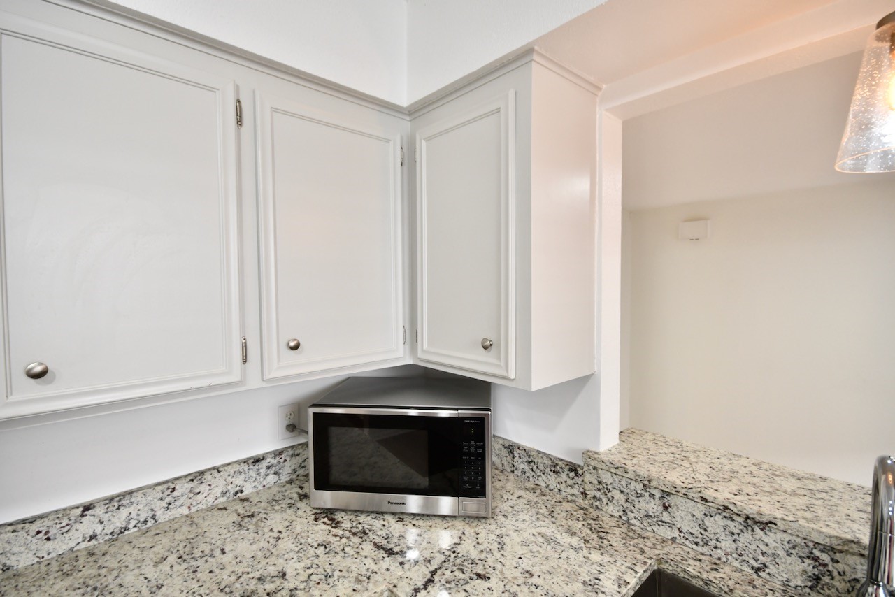 4404 Basswood Lane, Bellaire, TX 77401