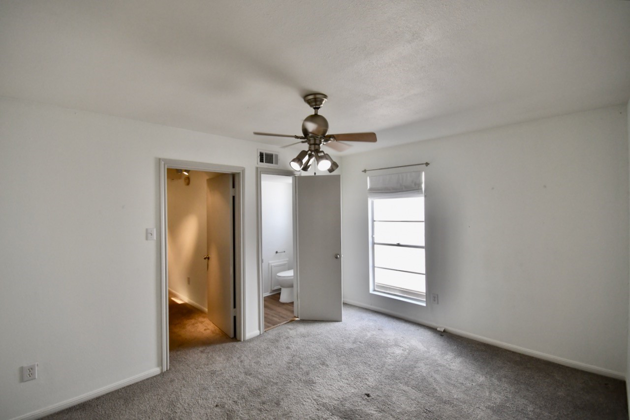 4404 Basswood Lane, Bellaire, TX 77401
