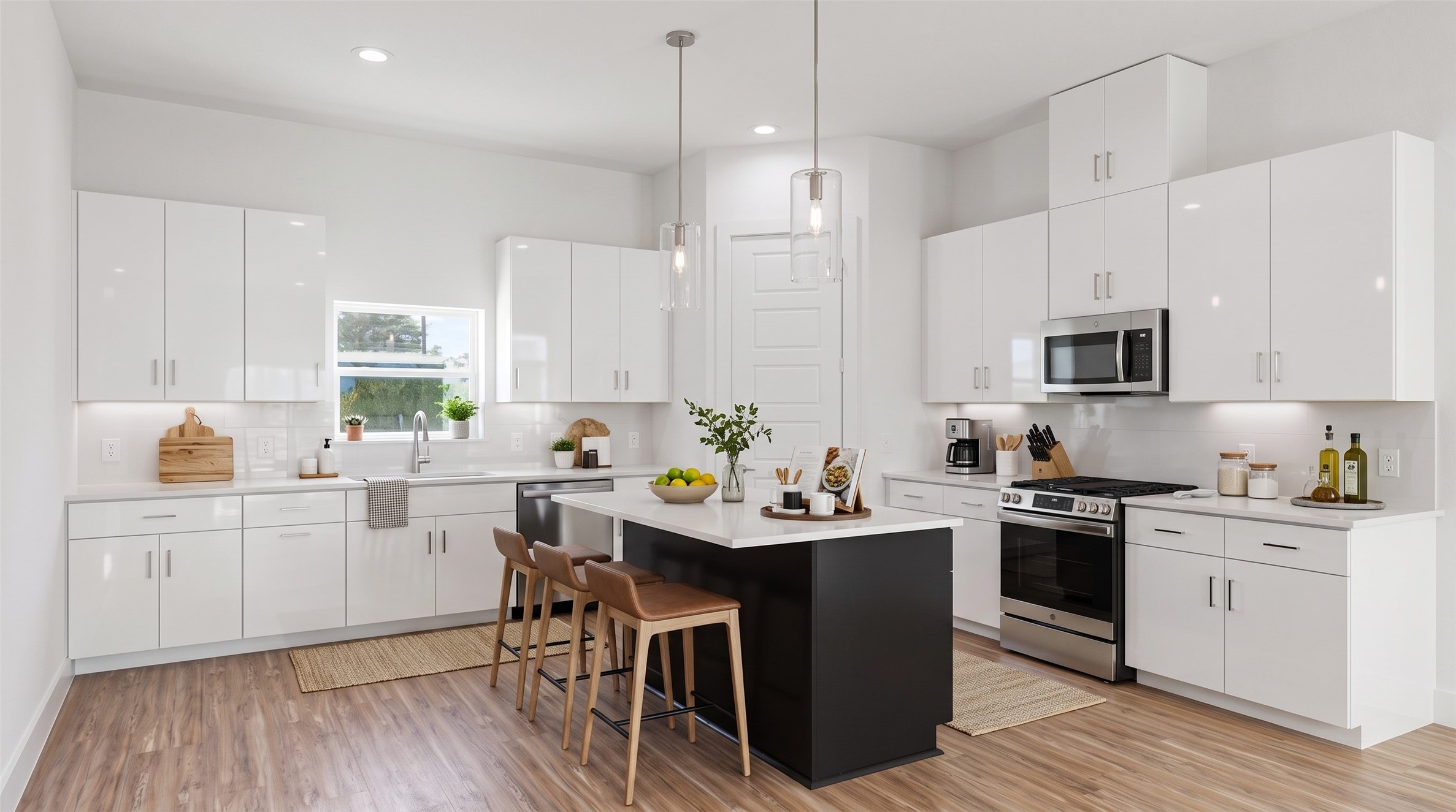 4704 Thornton Views Road, Houston, TX 77018 4704 Thornton Views Road, Houston, TX 77018