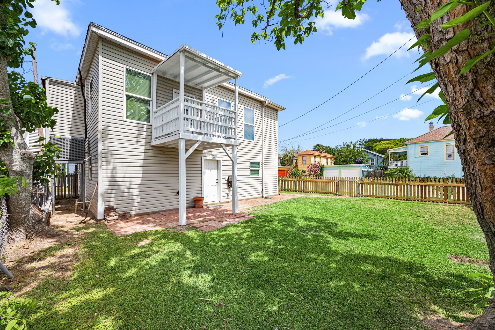 1913 30th Street, Galveston, TX 77550