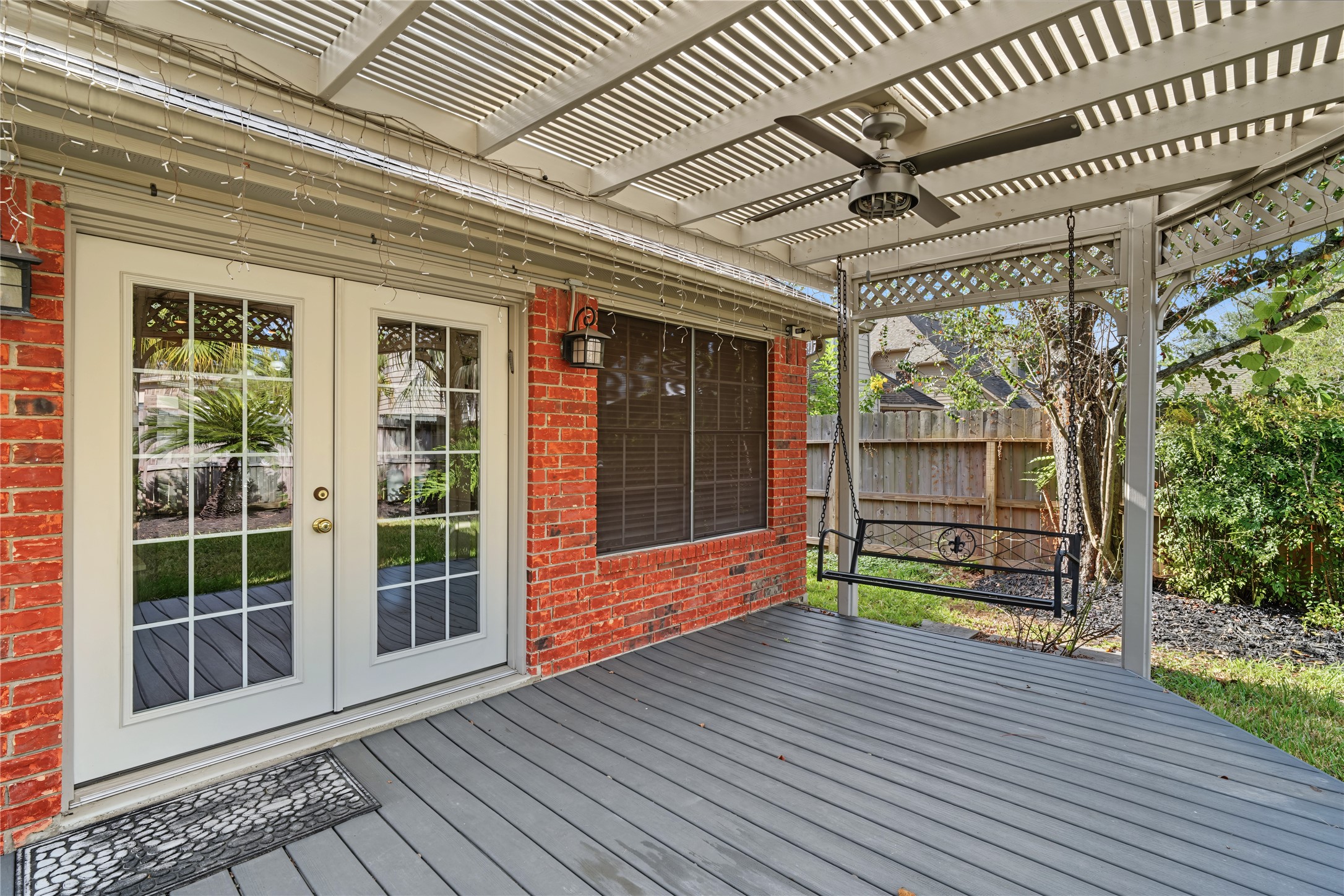 835 Maplewood Falls Court, Houston, TX 77062