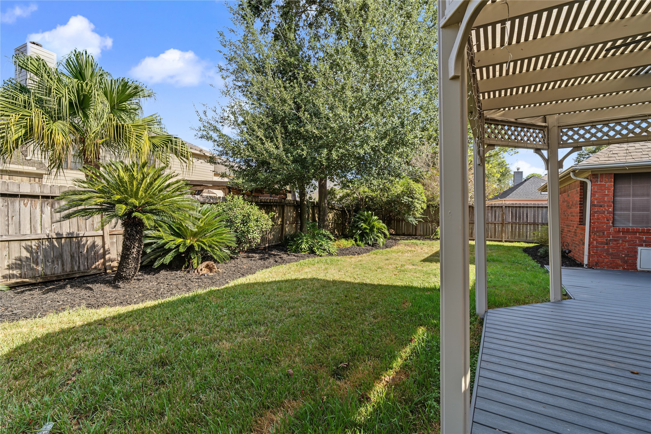835 Maplewood Falls Court, Houston, TX 77062