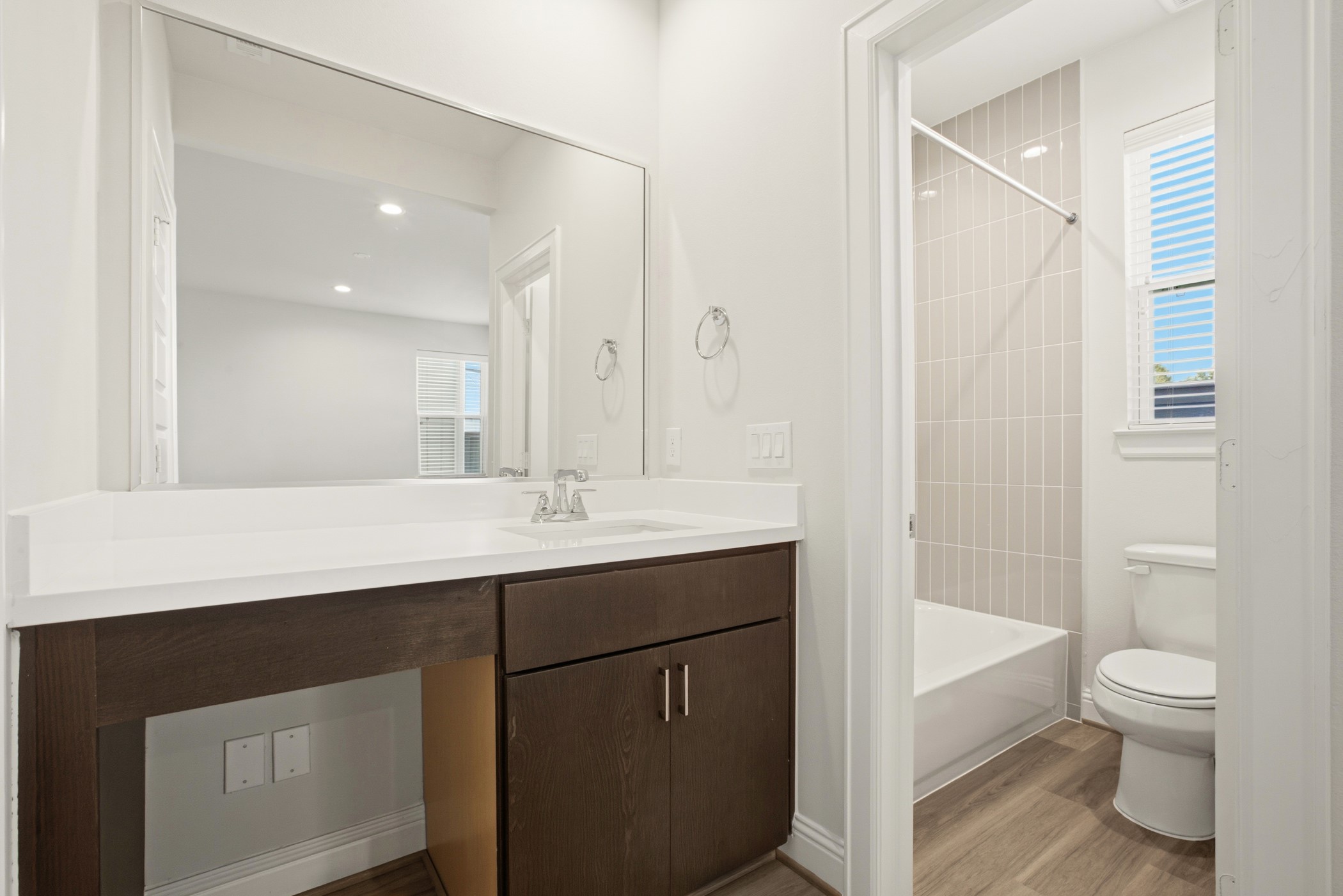 1st Floor Bathroom