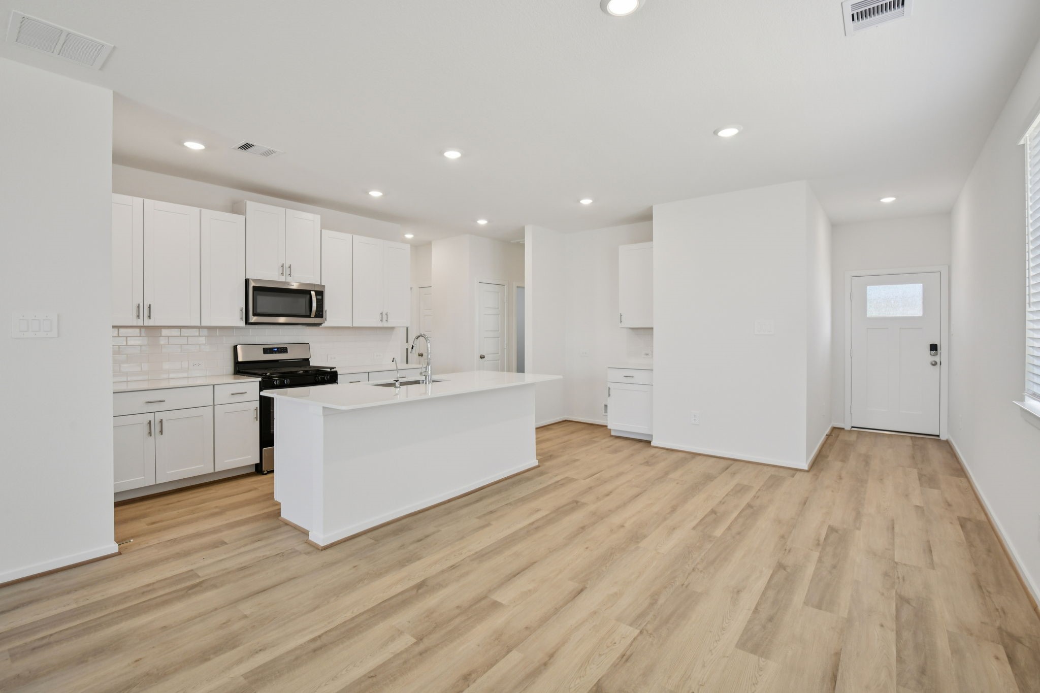 31018 Rivage Beach Drive, Huffman, TX 77336