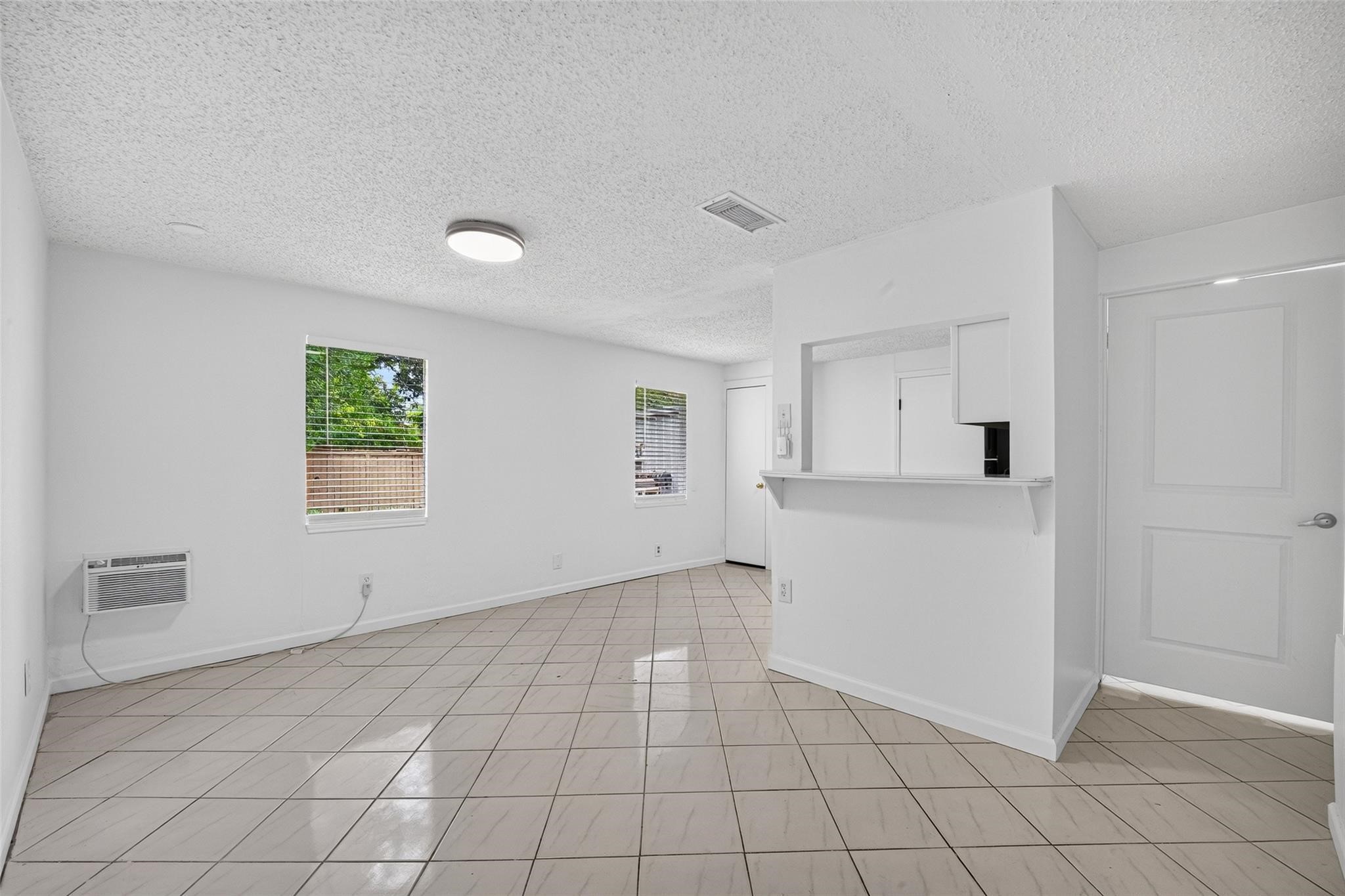 6910 Bintliff Boulevard, #B, Houston, TX 77074