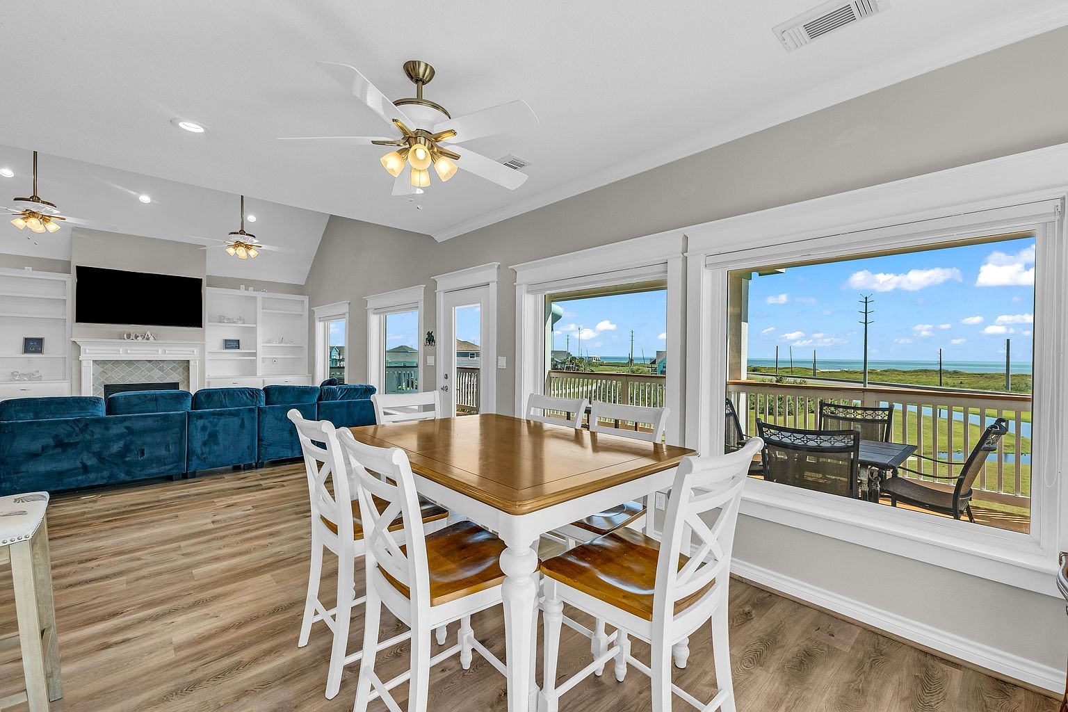 25043 Sausalito Drive, Galveston, TX 77554