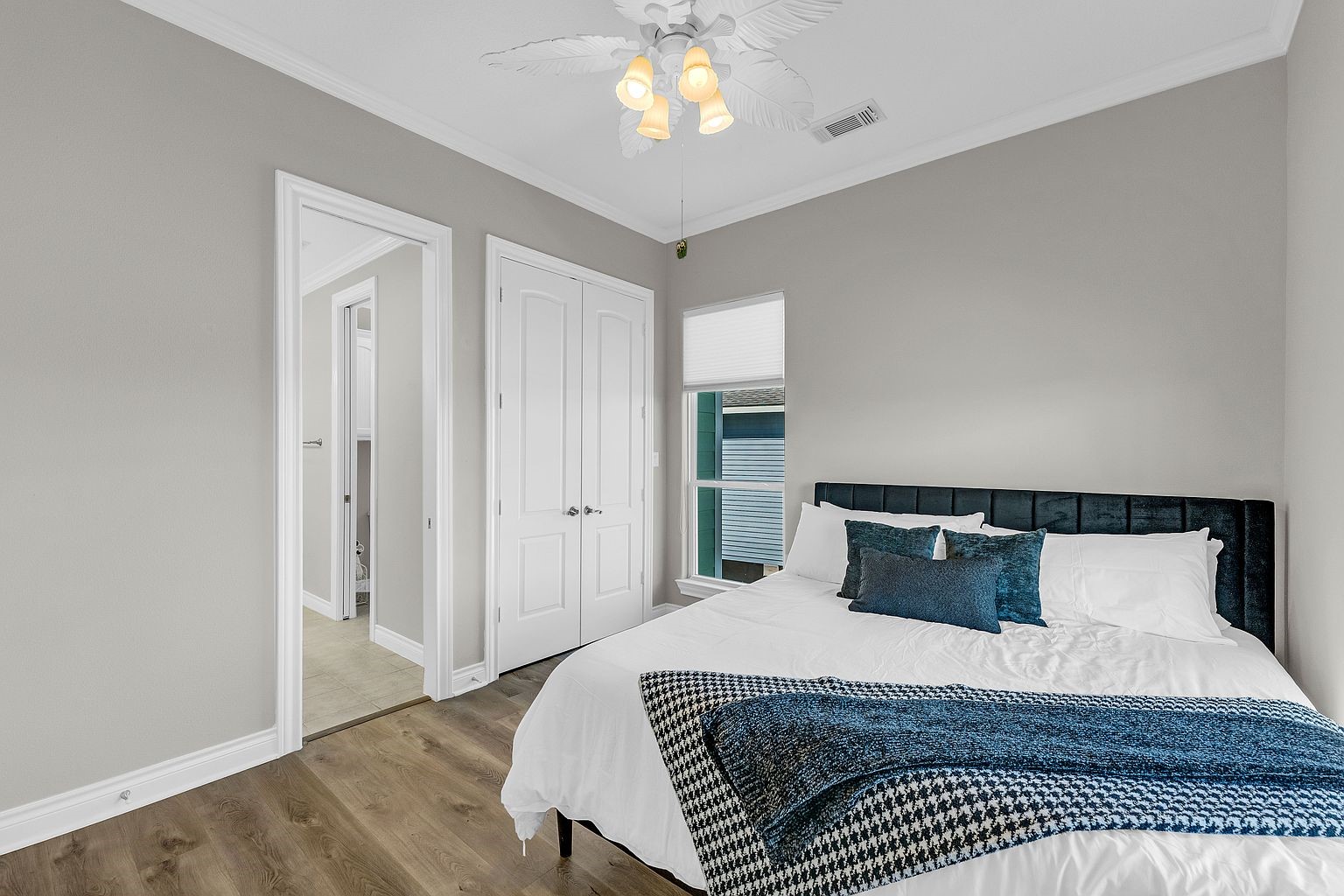 25043 Sausalito Drive, Galveston, TX 77554