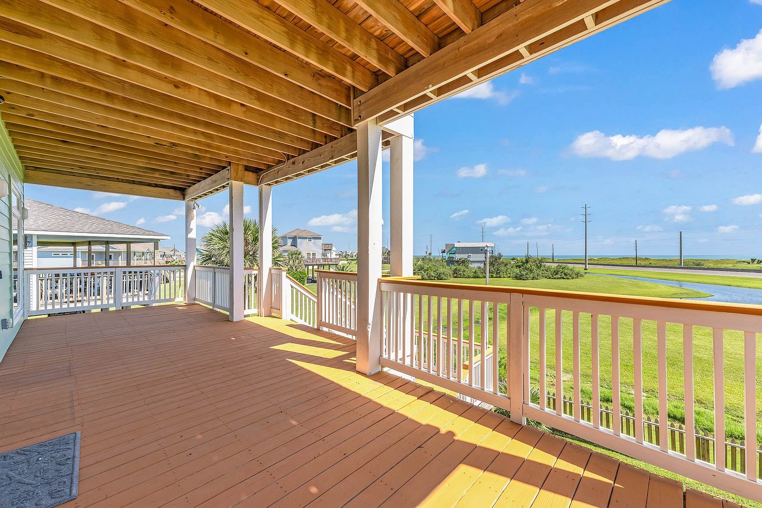 25043 Sausalito Drive, Galveston, TX 77554