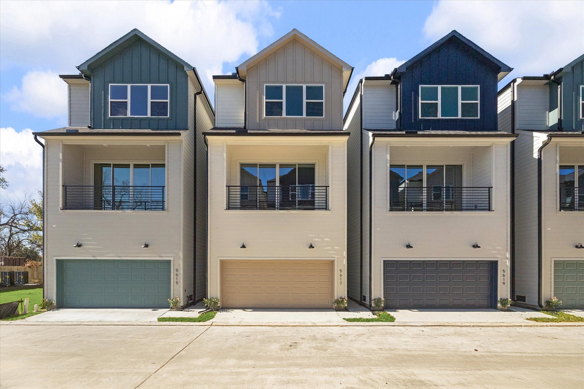 5626 Camino Encantado Drive, Houston, TX 77091