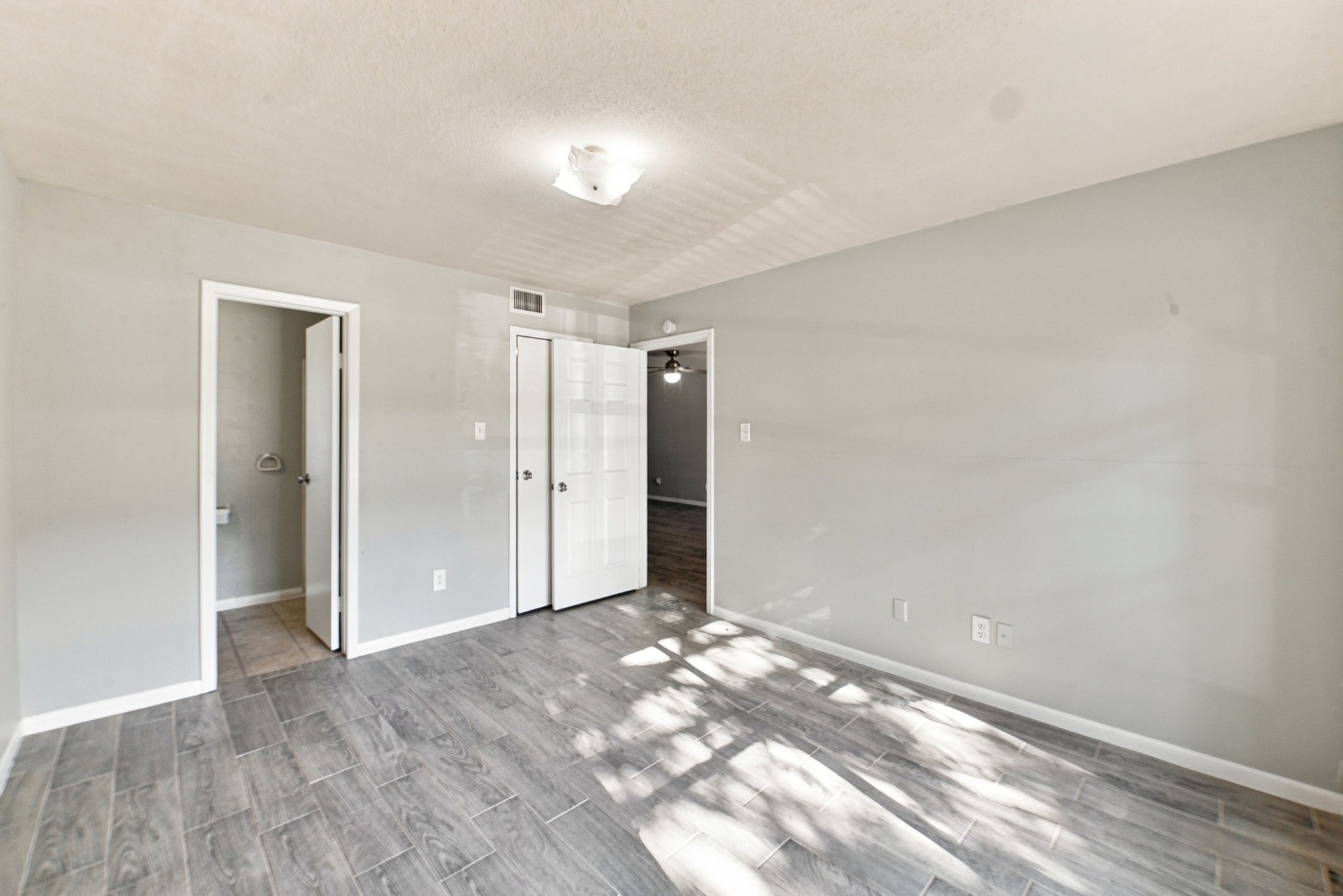 4023 Briarglen Drive, #1, Dickinson, TX 77539
