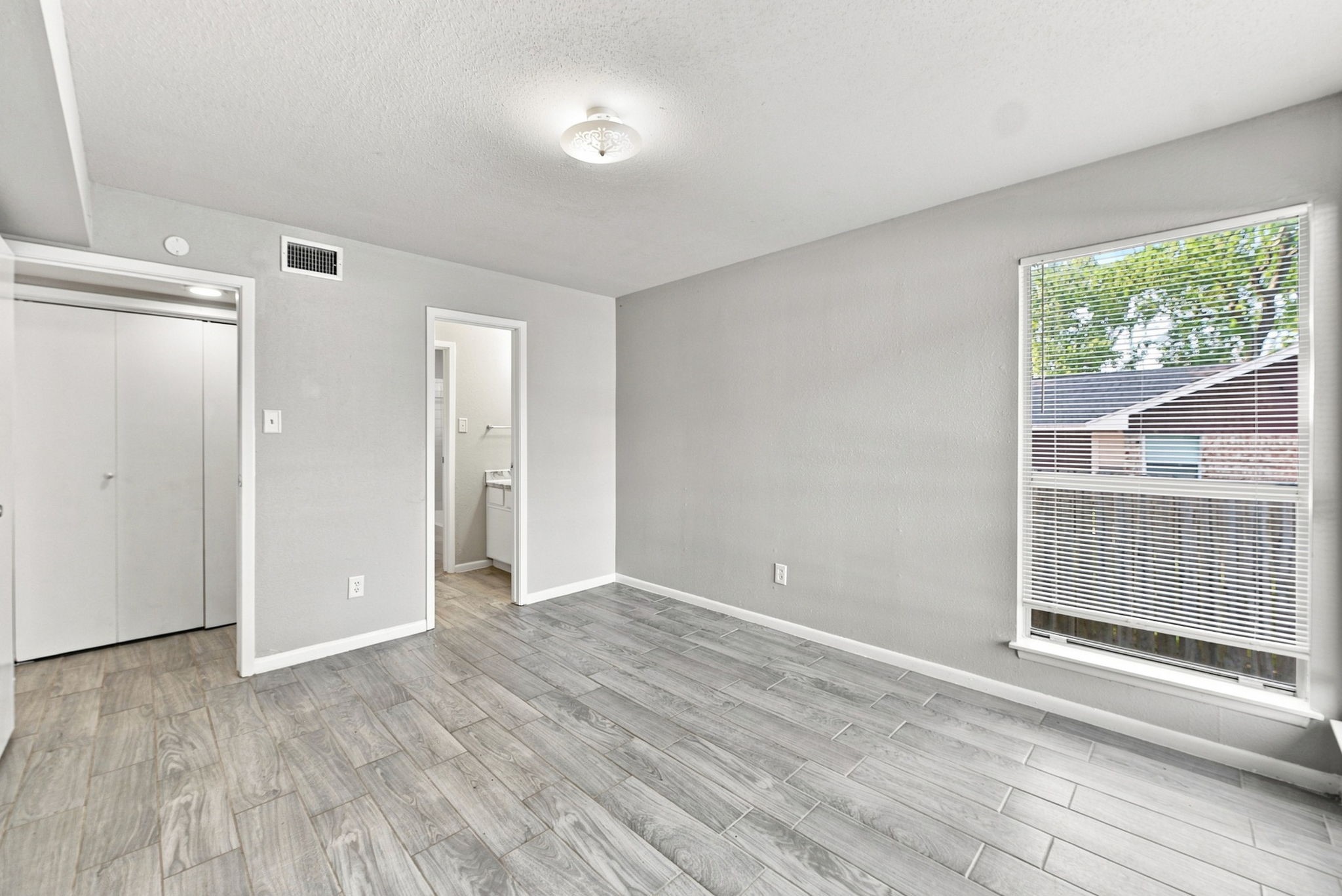 4023 Briarglen Drive, #1, Dickinson, TX 77539