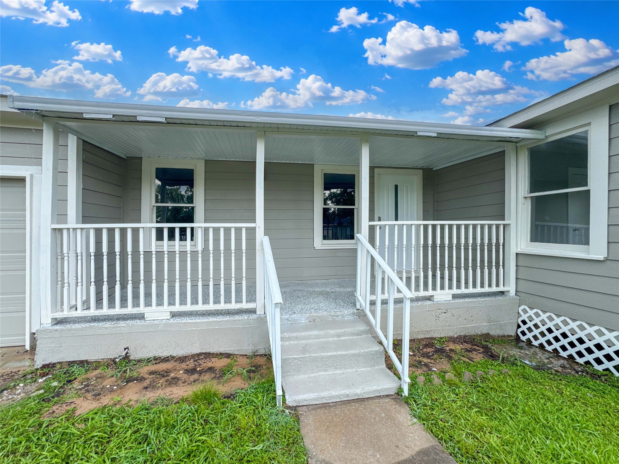 121 Lake Road, La Marque, TX 77568