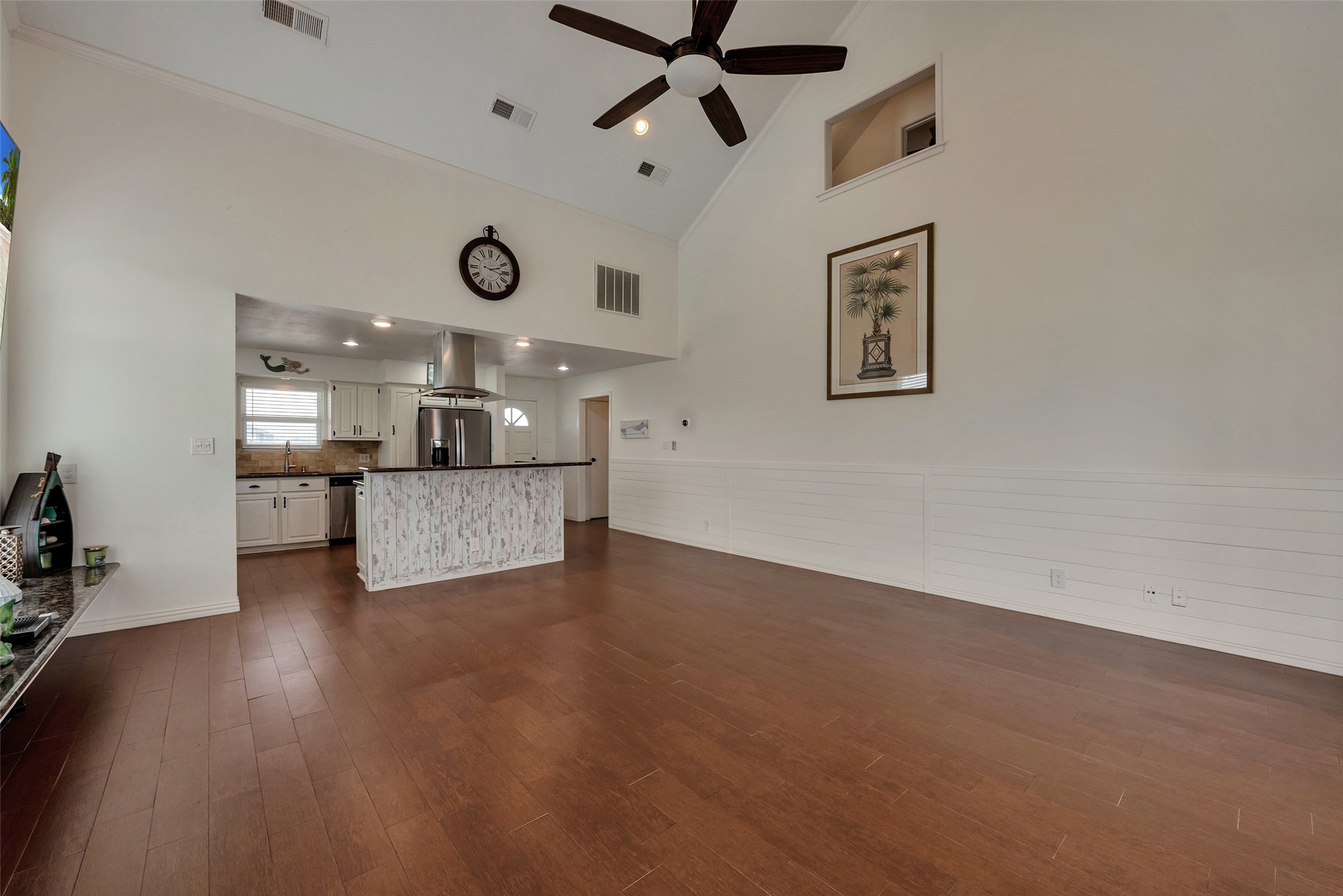 1302 Tiki Drive, Tiki Island, TX 77554 1302 Tiki Drive, Tiki Island, TX 77554