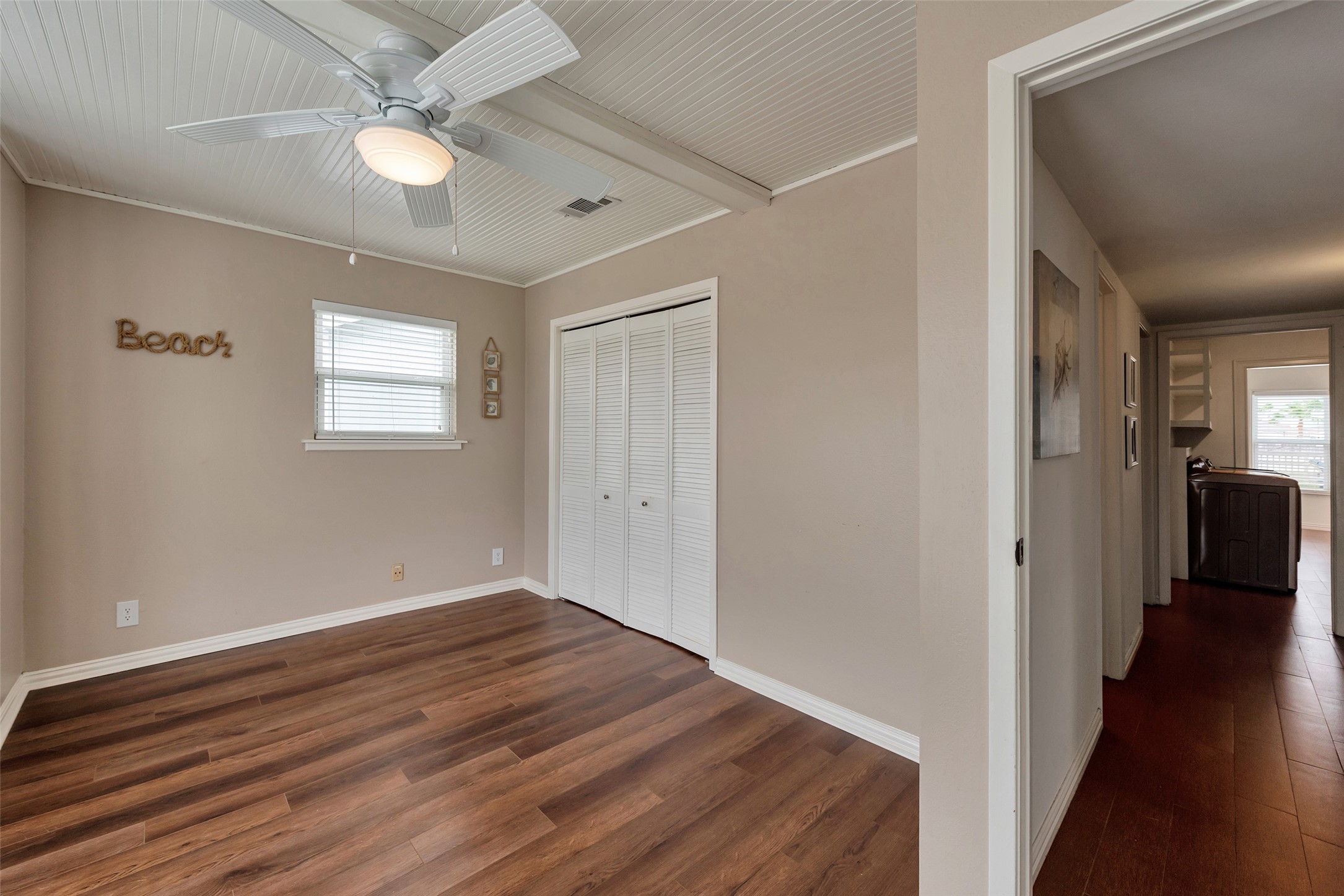 1302 Tiki Drive, Tiki Island, TX 77554