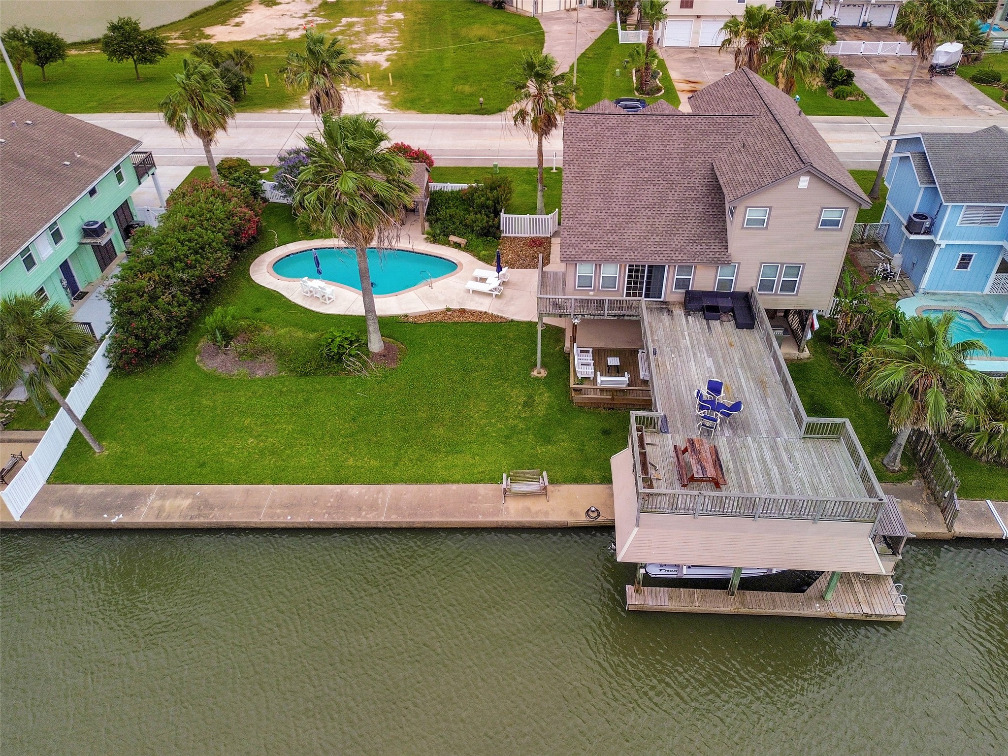 1302 Tiki Drive, Tiki Island, TX 77554 1302 Tiki Drive, Tiki Island, TX 77554