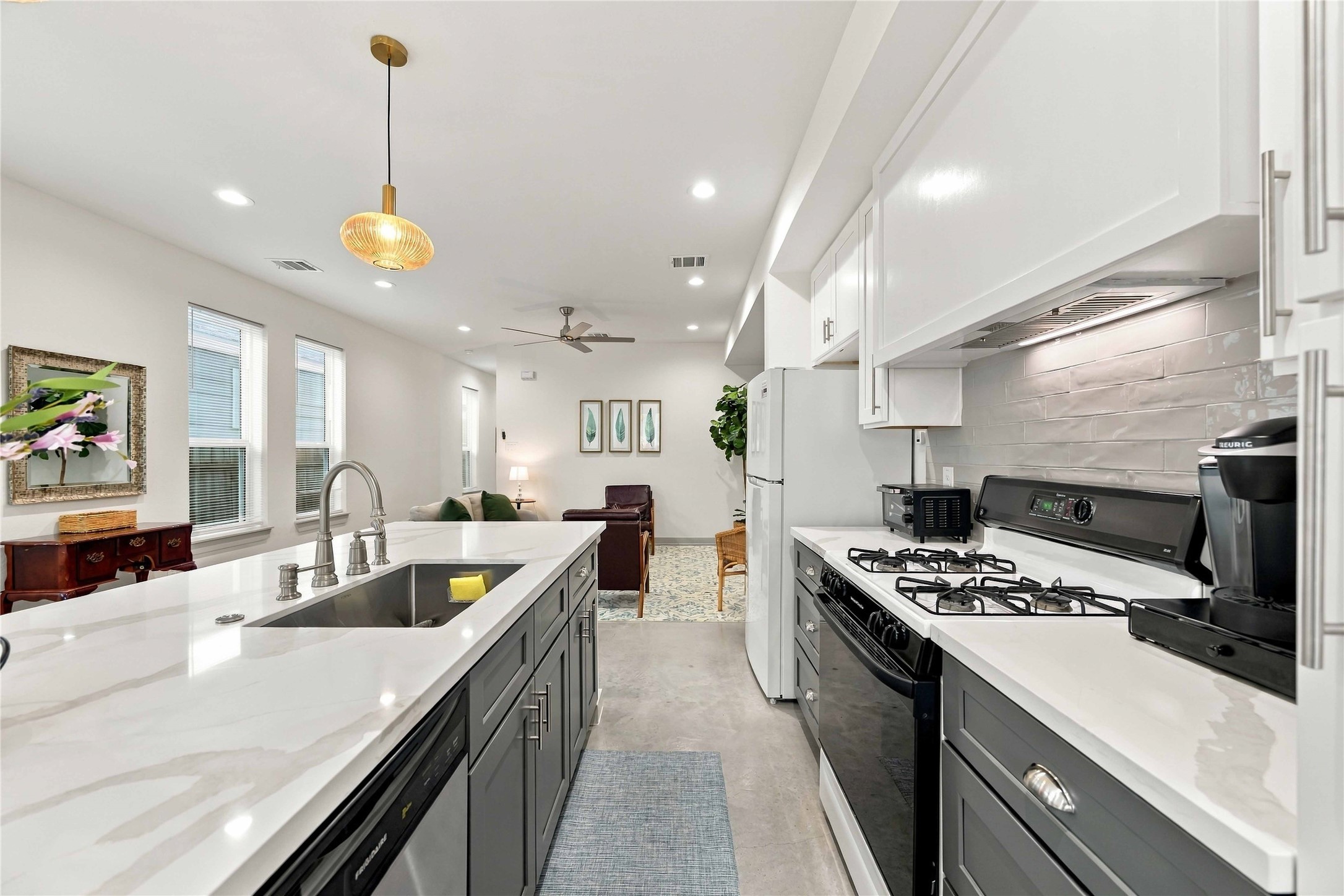 7924 Booker Street, #A-B, Houston, TX 77028