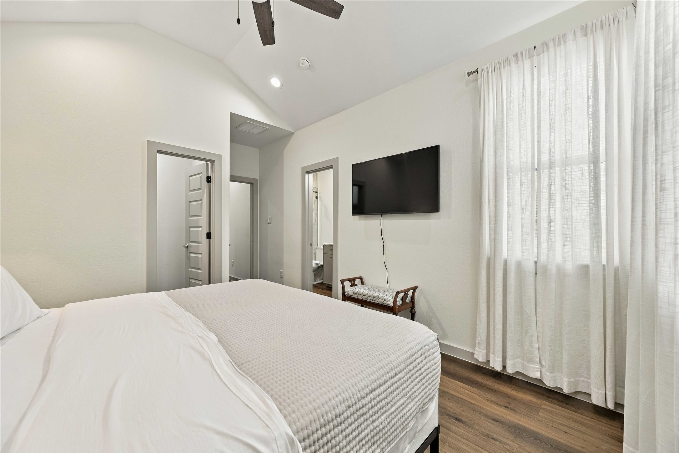 7924 Booker Street, #A-B, Houston, TX 77028
