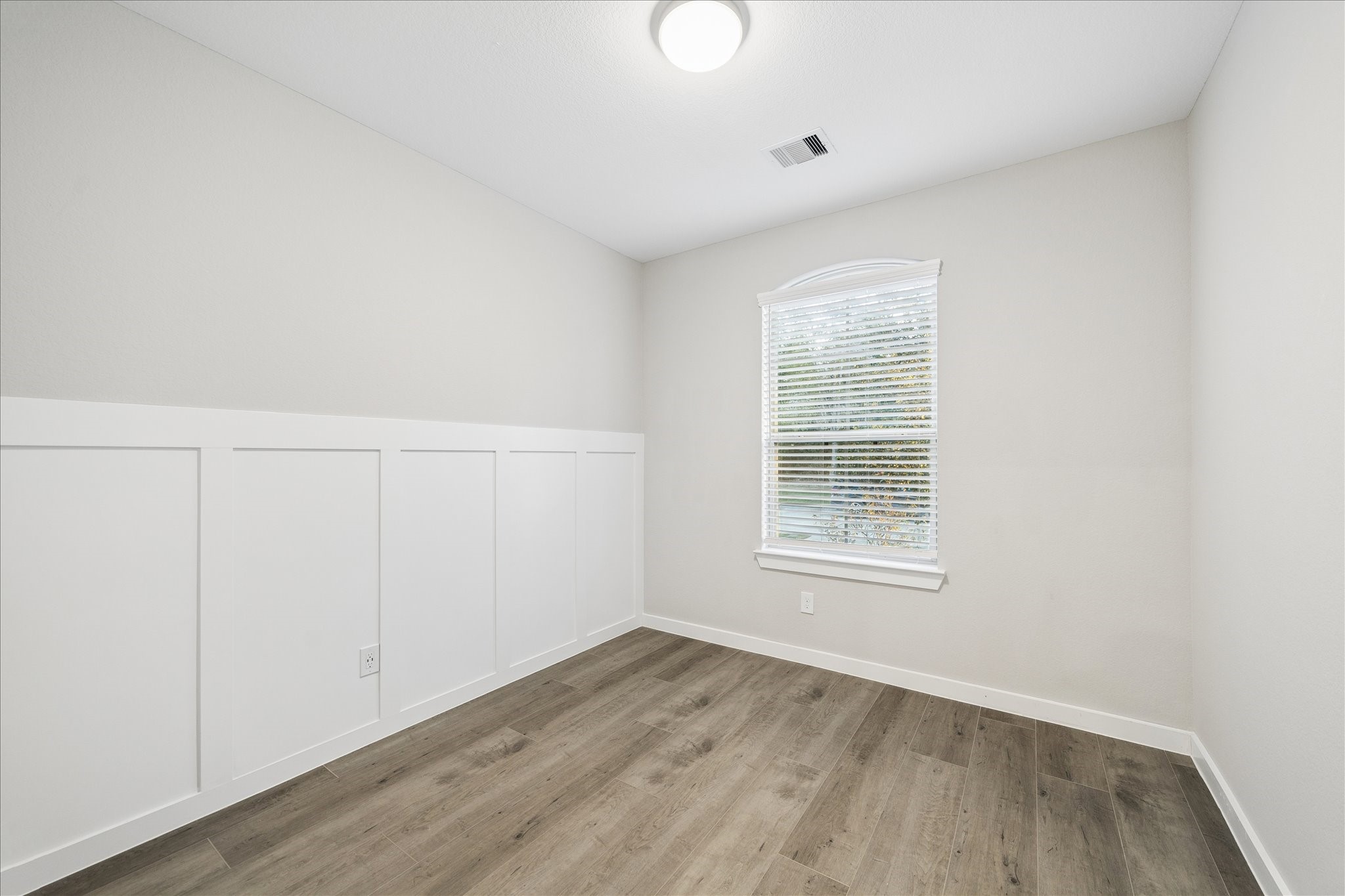 7914 Pershing Avenue, Magnolia, TX 77354