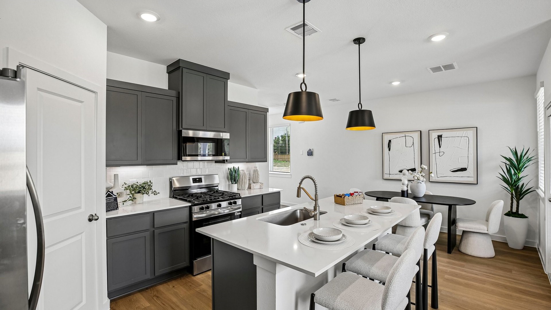 833 Gran Torino Drive, Houston, TX 77047