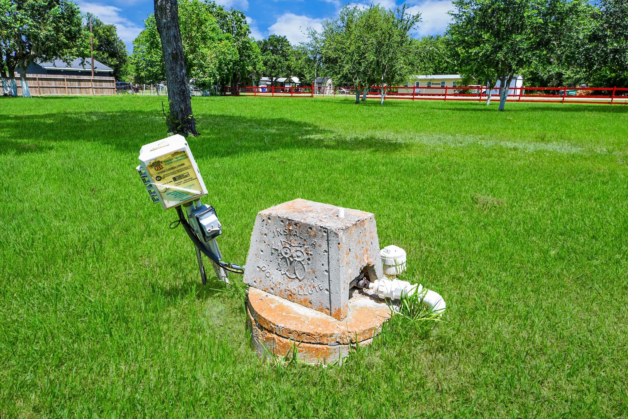 694 County Road 941, Alvin, TX 77511