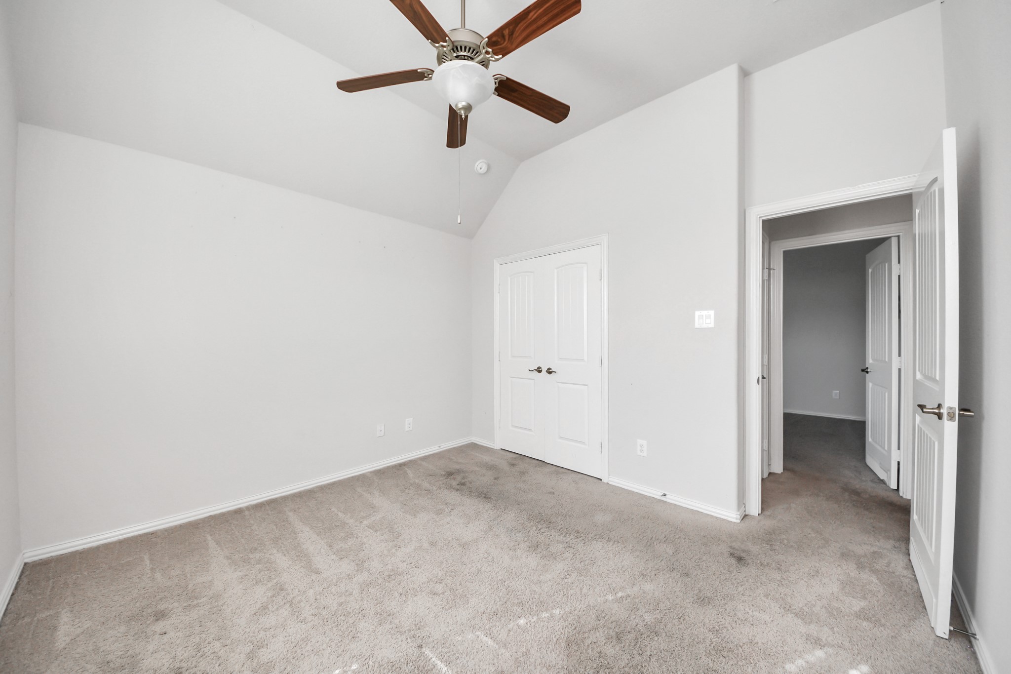 1902 Zillah Wheat Dr, Rosenberg, TX 77469