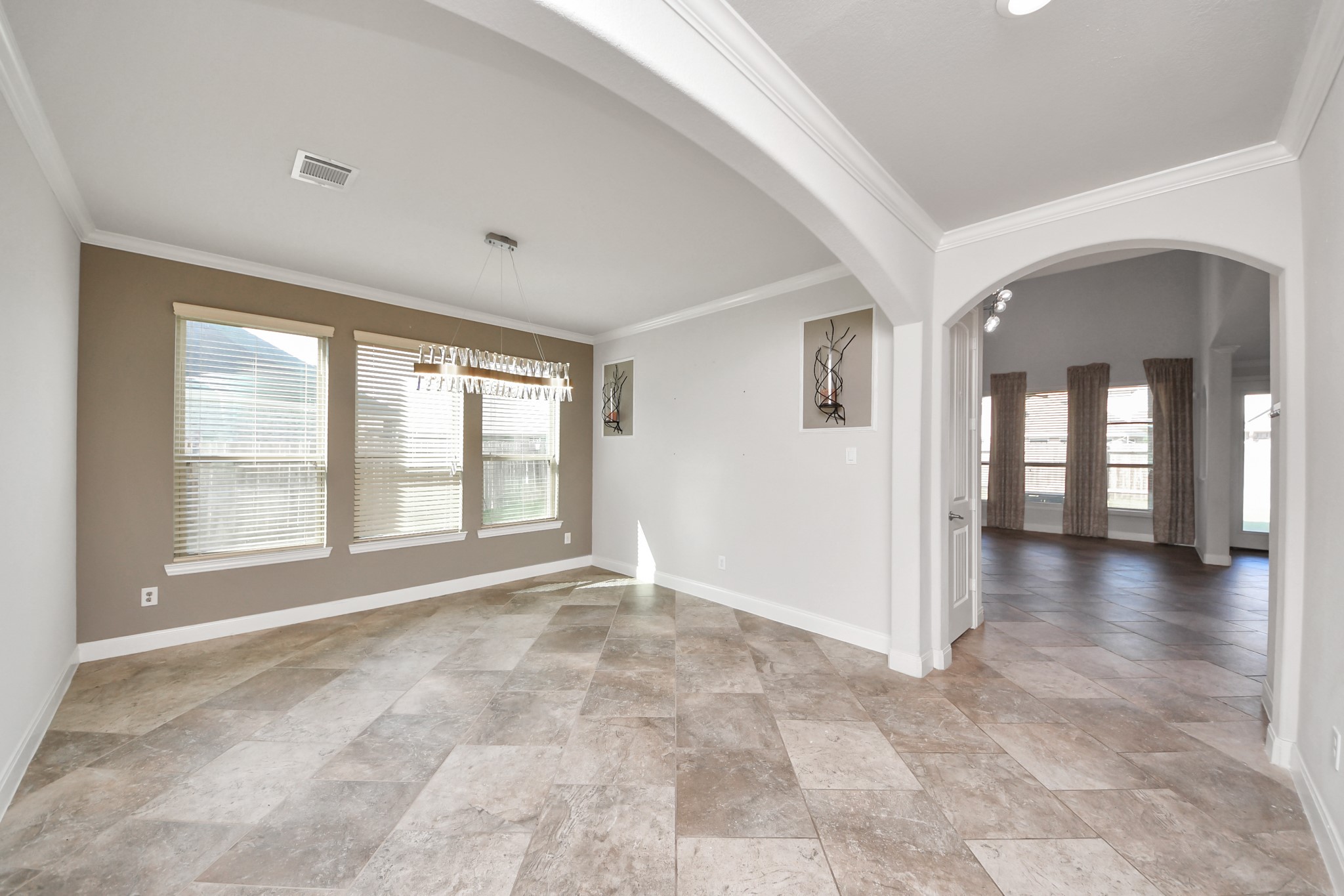 1902 Zillah Wheat Dr, Rosenberg, TX 77469