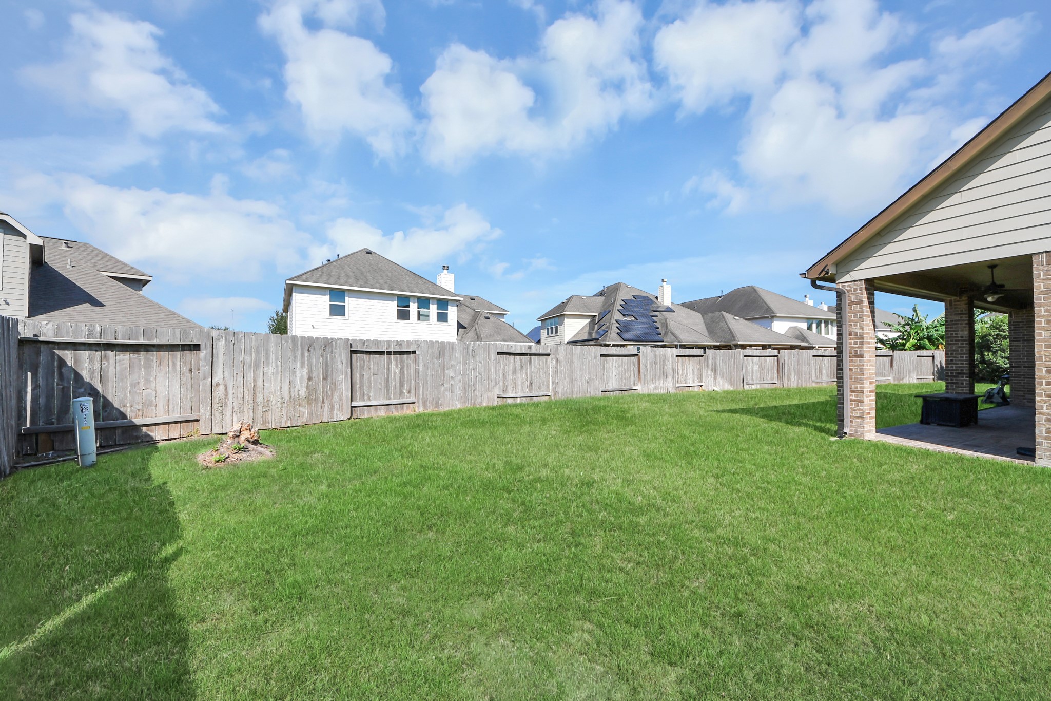 1902 Zillah Wheat Dr, Rosenberg, TX 77469