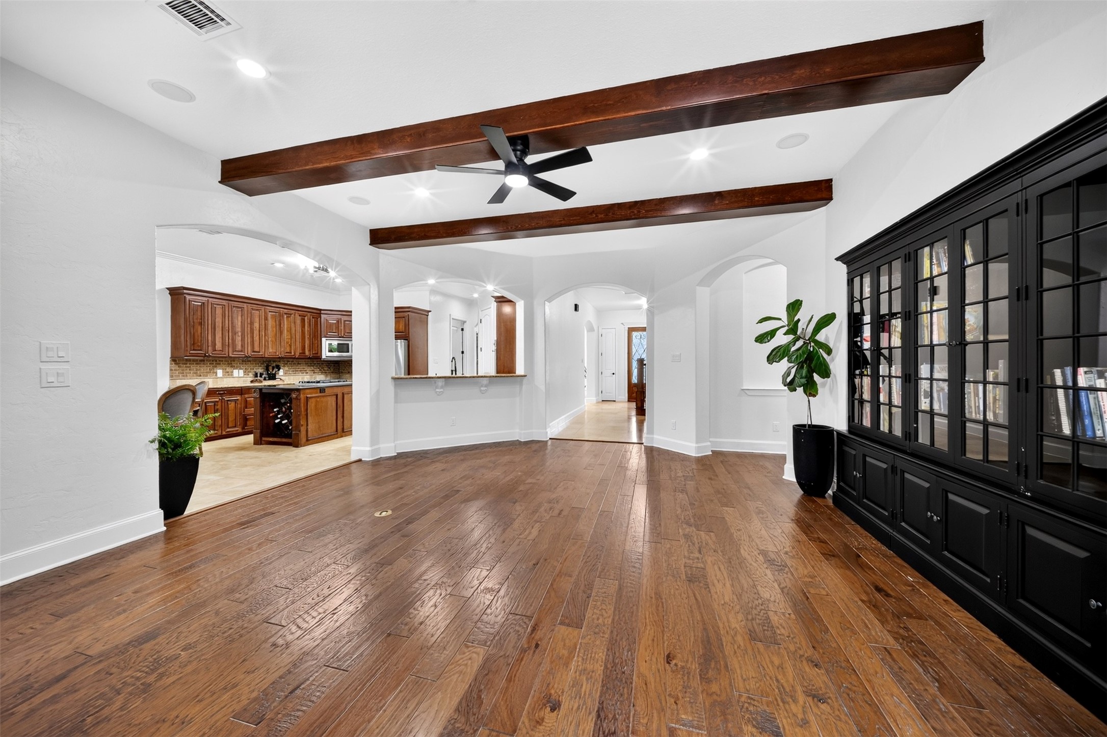 10410 Clubhouse Circle, Magnolia, TX 77354