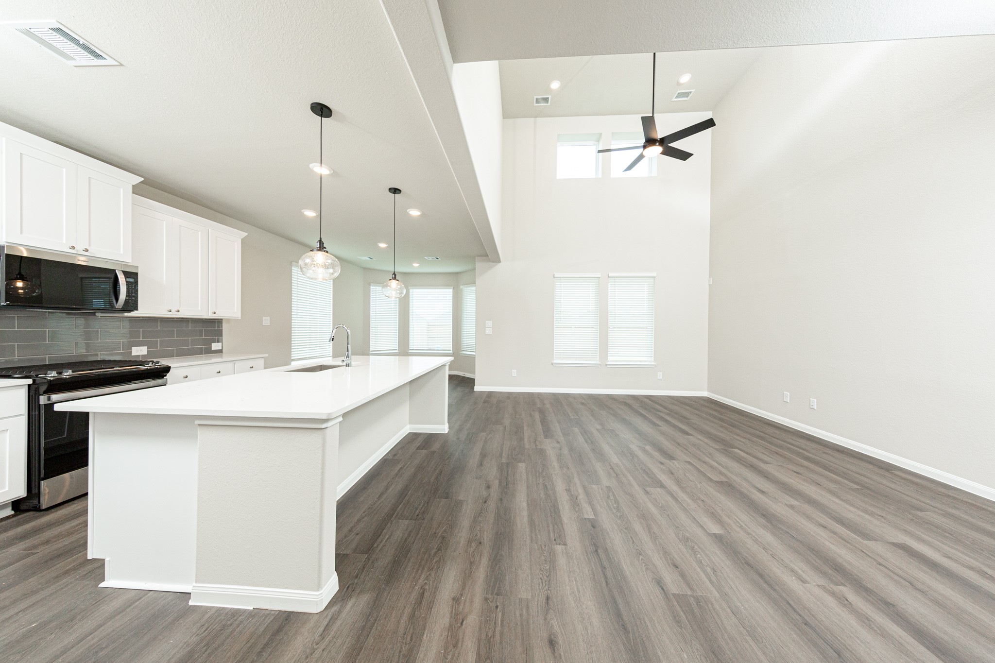 3025 Mustang Grove Way, Brookshire, TX 77423 3025 Mustang Grove Way, Brookshire, TX 77423