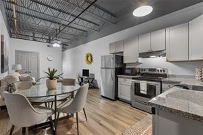 612 W Texas Avenue Unit 233, Baytown, TX 77520