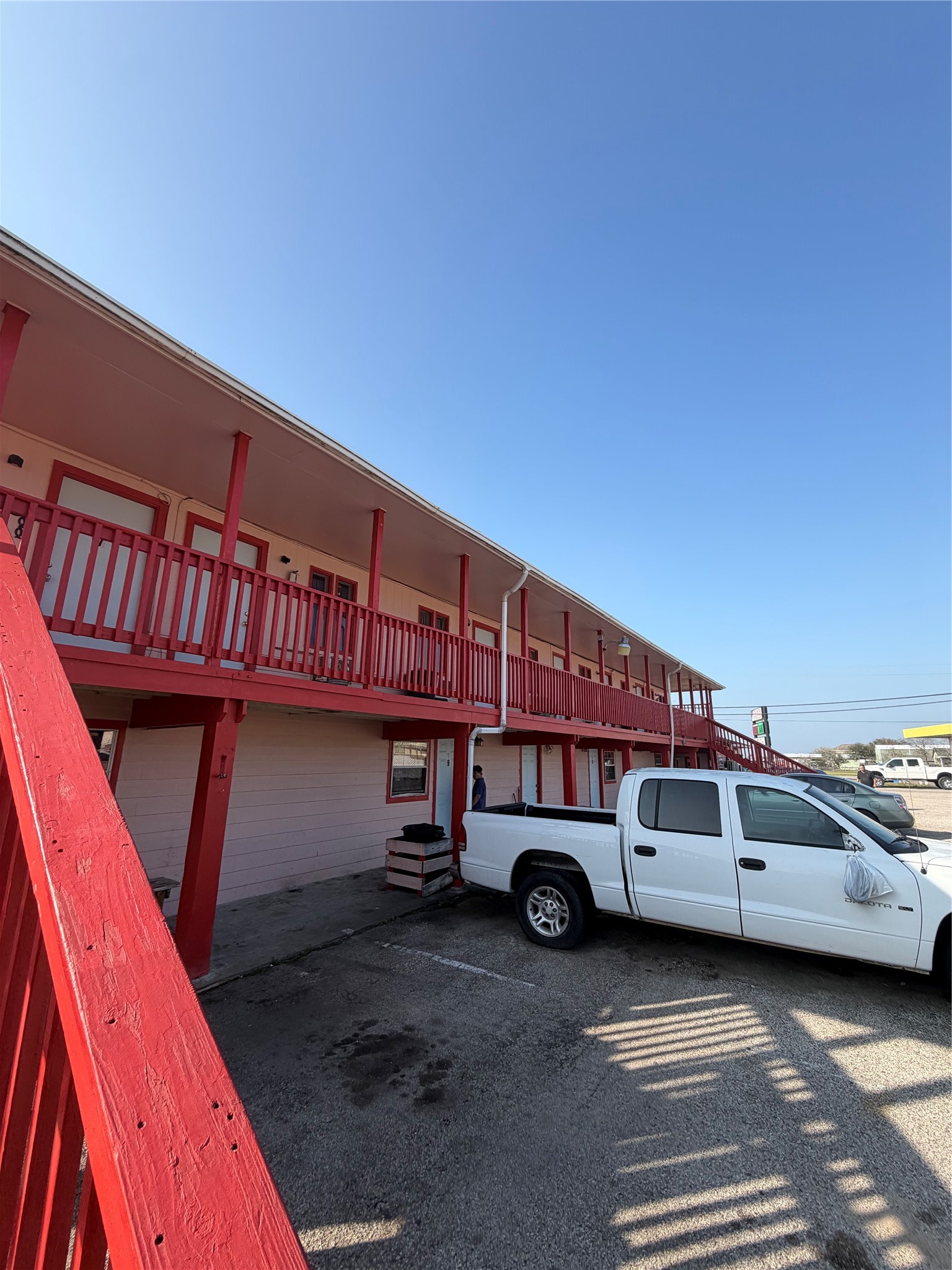 2201 Avenue J, San Leon, TX 77539