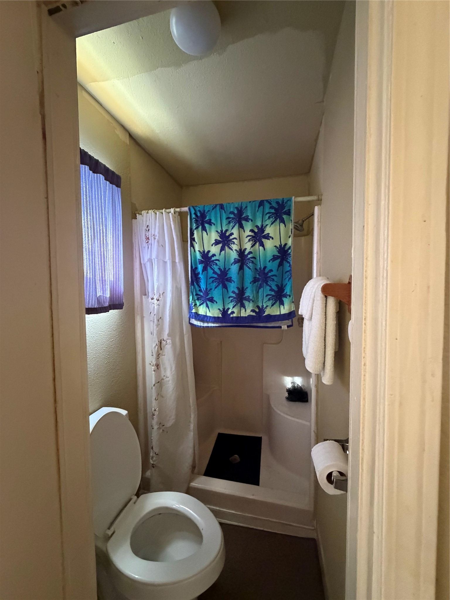 2201 Avenue J, San Leon, TX 77539