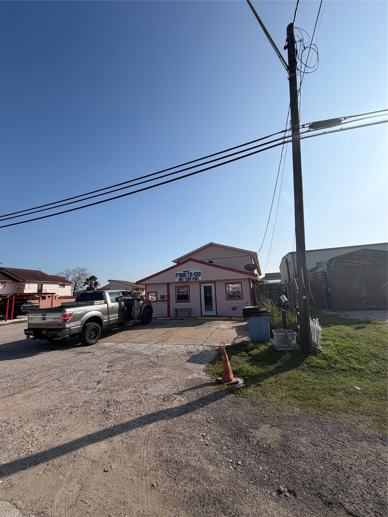 2201 Avenue J, San Leon, TX 77539