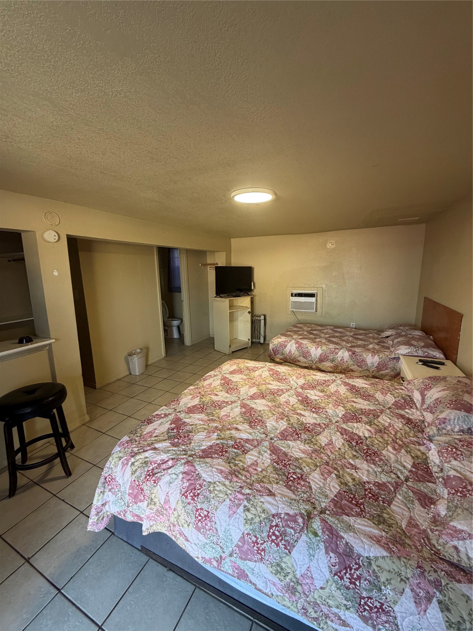 2201 Avenue J, San Leon, TX 77539