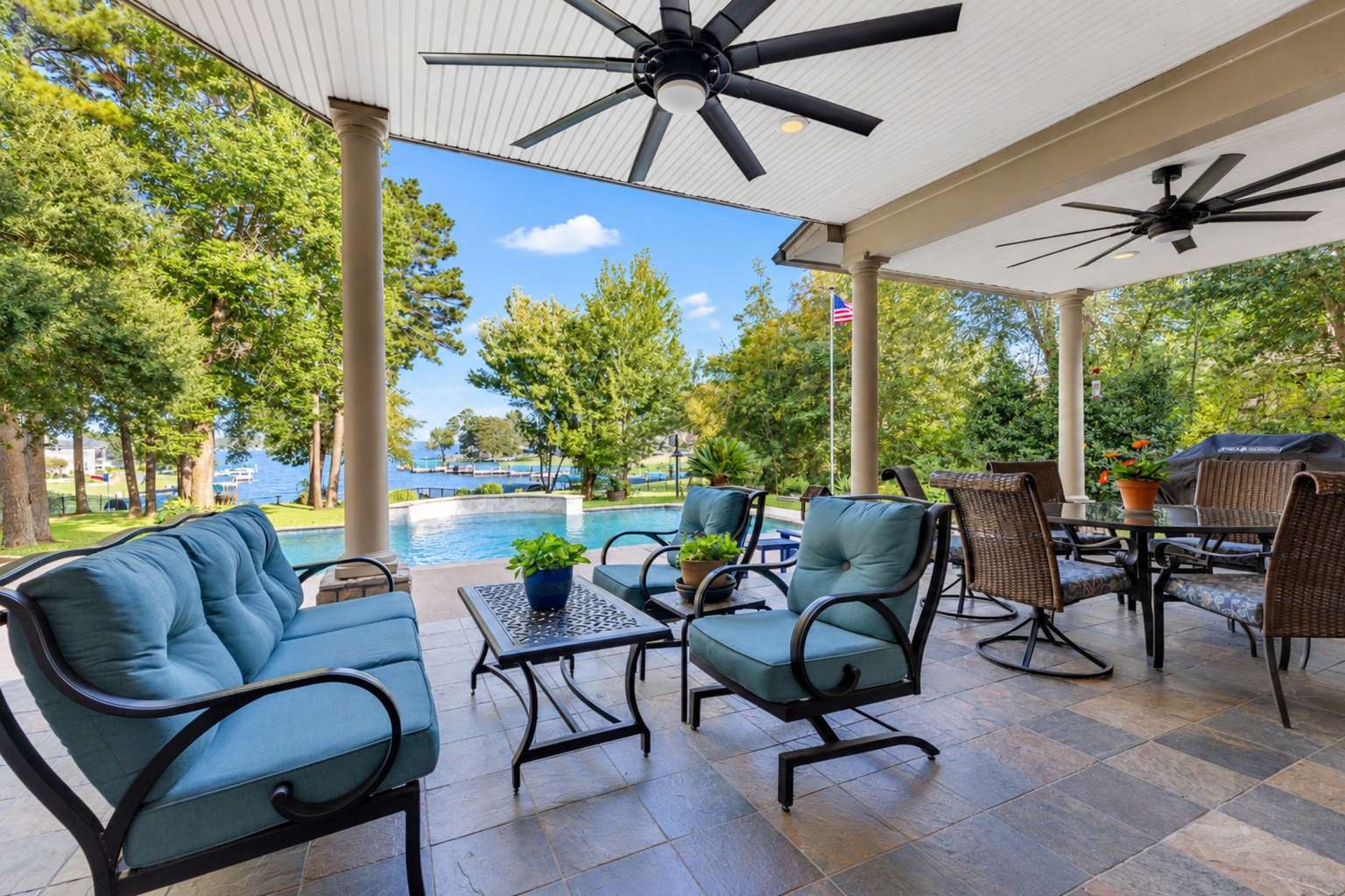 1018 The Cliffs Boulevard, Montgomery, TX 77356 1018 The Cliffs Boulevard, Montgomery, TX 77356