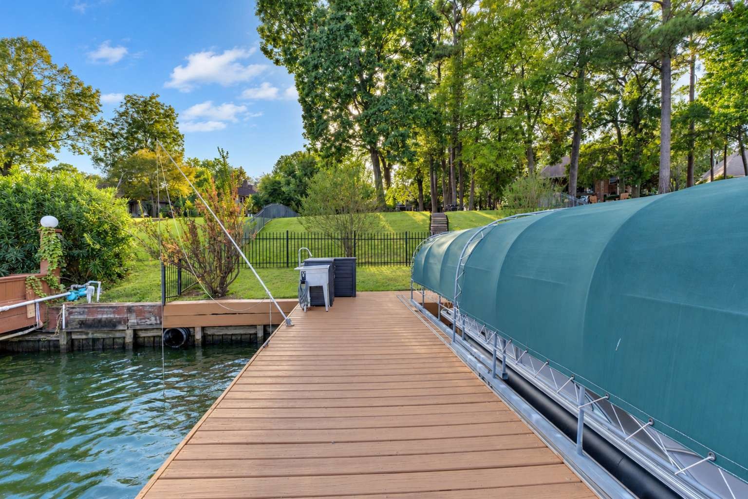 1018 The Cliffs Boulevard, Montgomery, TX 77356