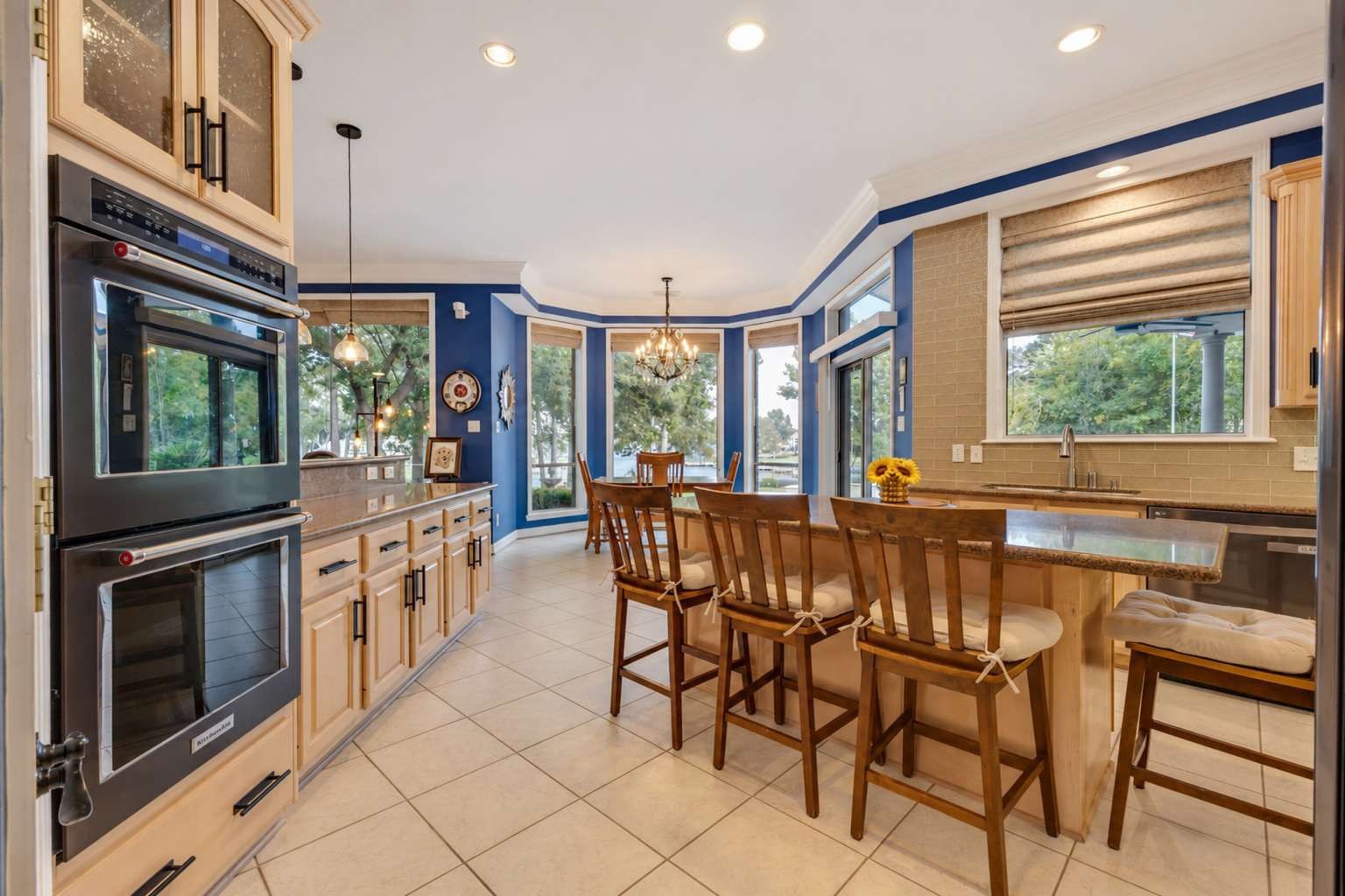 1018 The Cliffs Boulevard, Montgomery, TX 77356