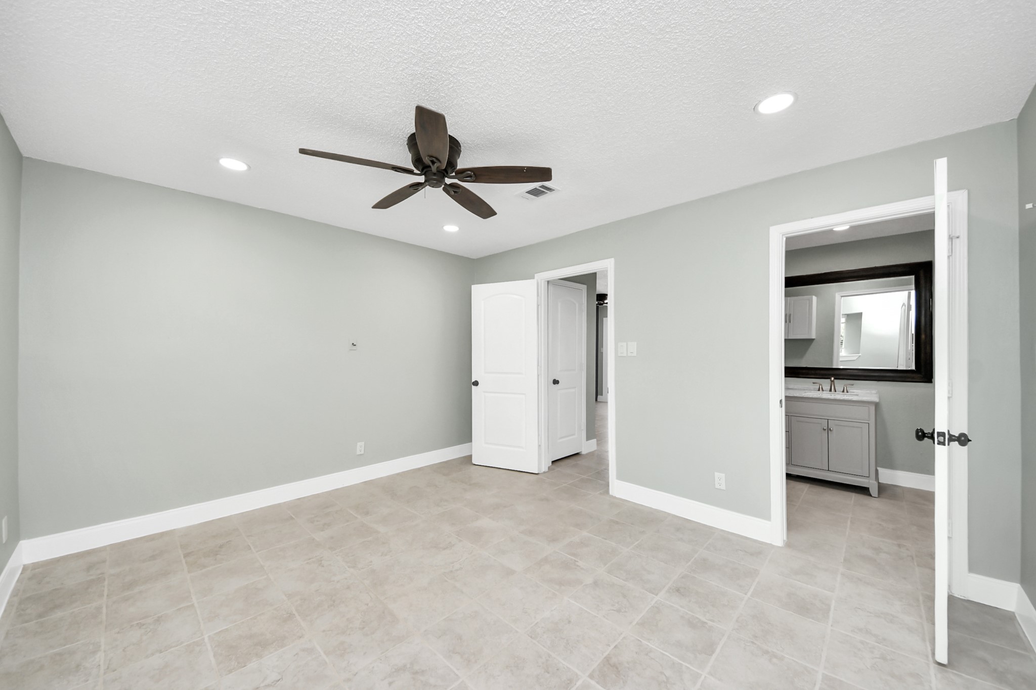 9458 Neuens Road, #9458, Houston, TX 77080