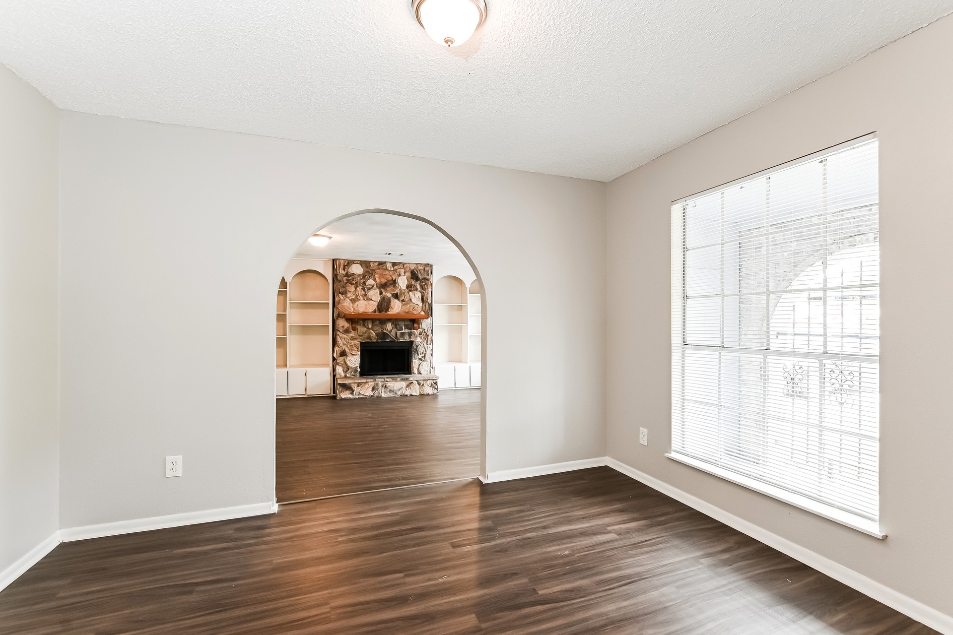 2811 26th Street, Dickinson, TX 77539
