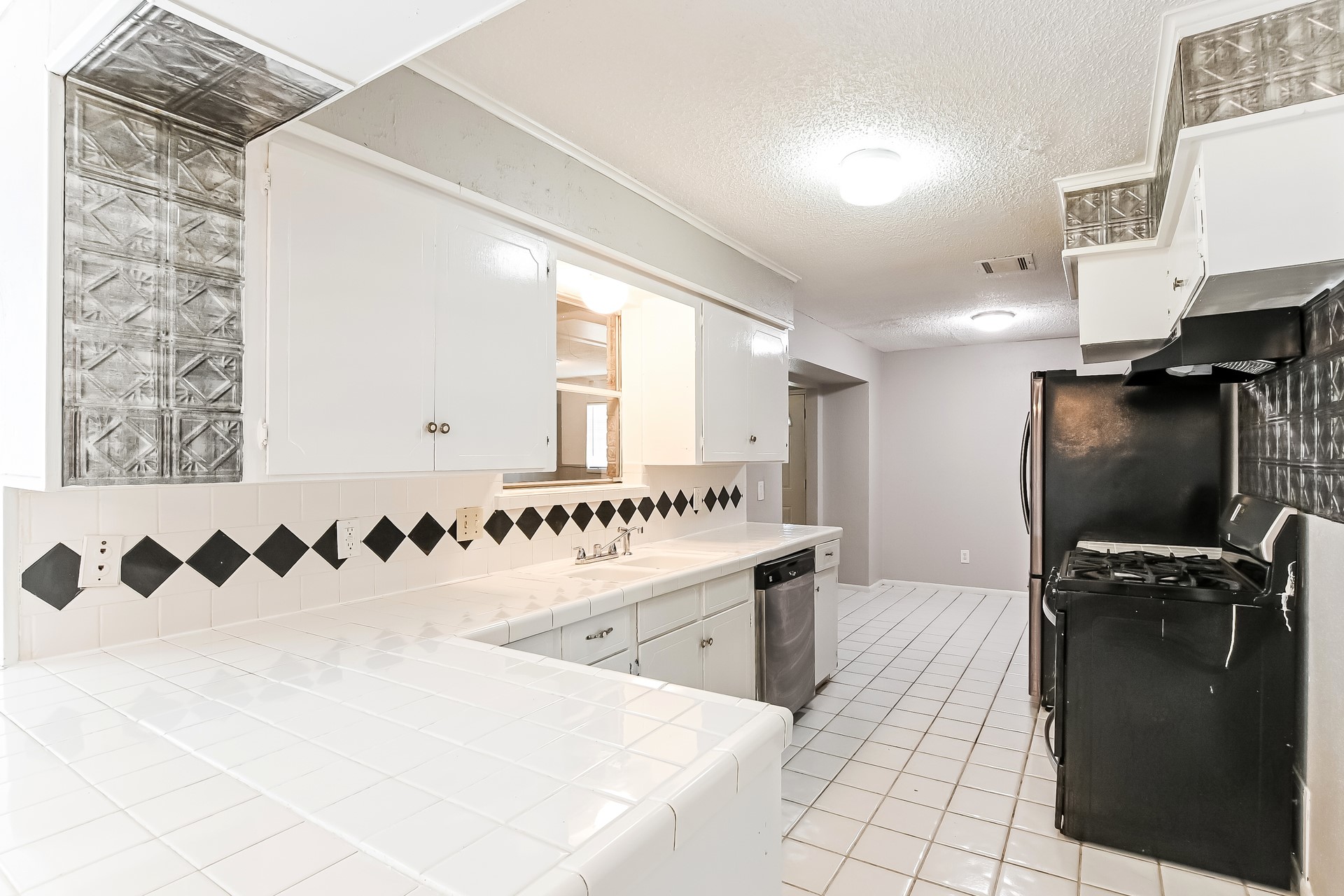 2811 26th Street, Dickinson, TX 77539