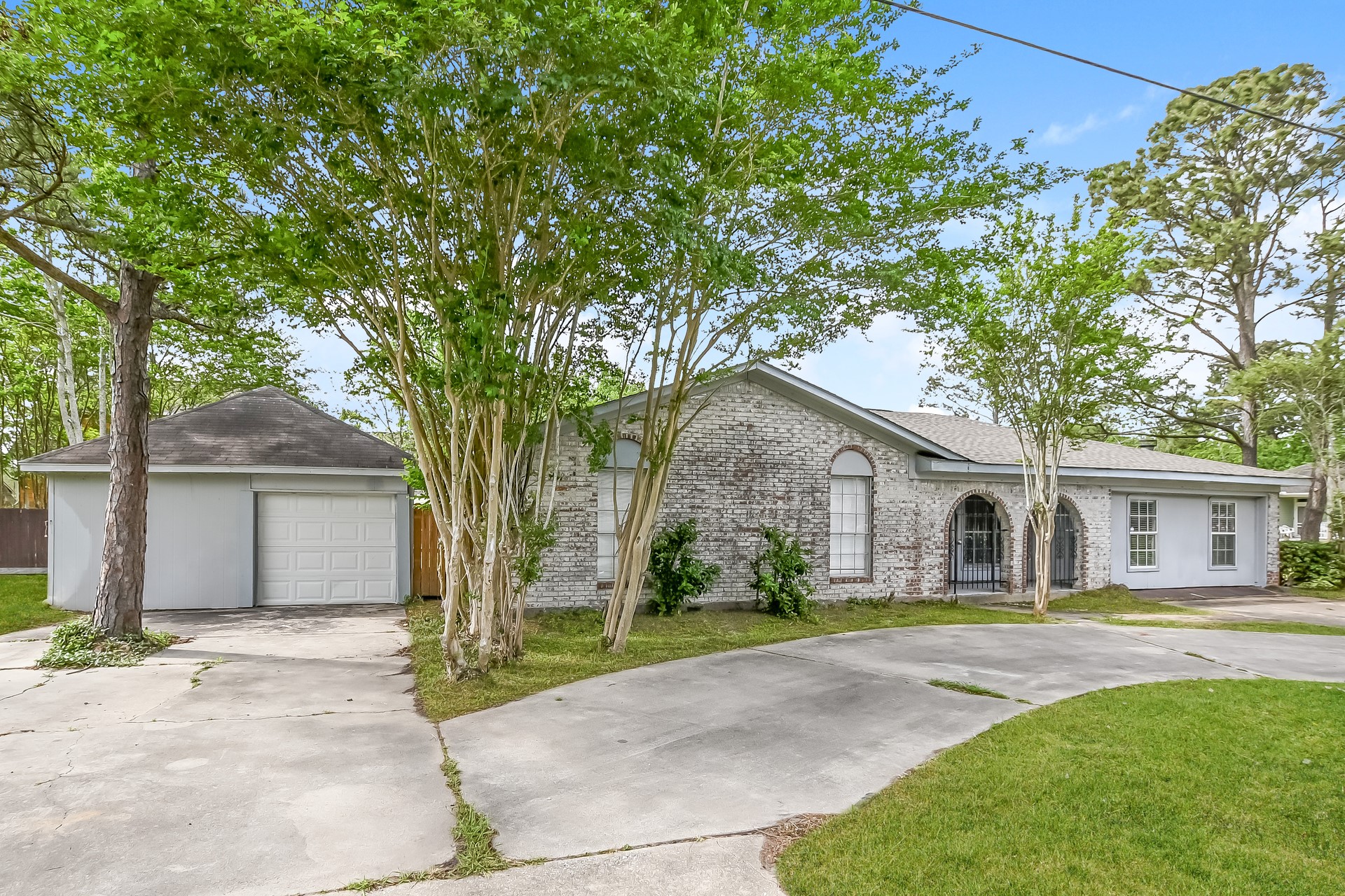 2811 26th Street, Dickinson, TX 77539