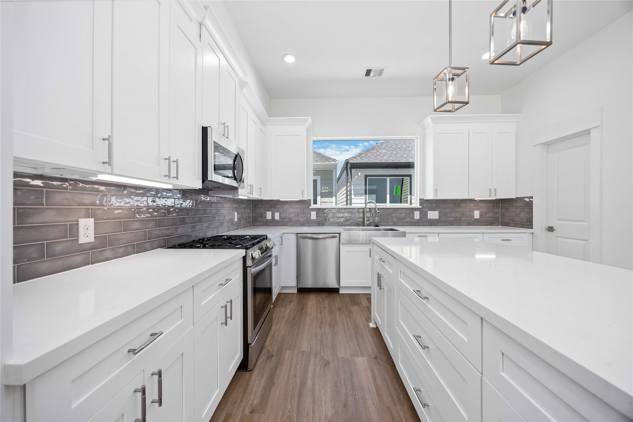 1947 Knoll Square Drive, Houston, TX 77080
