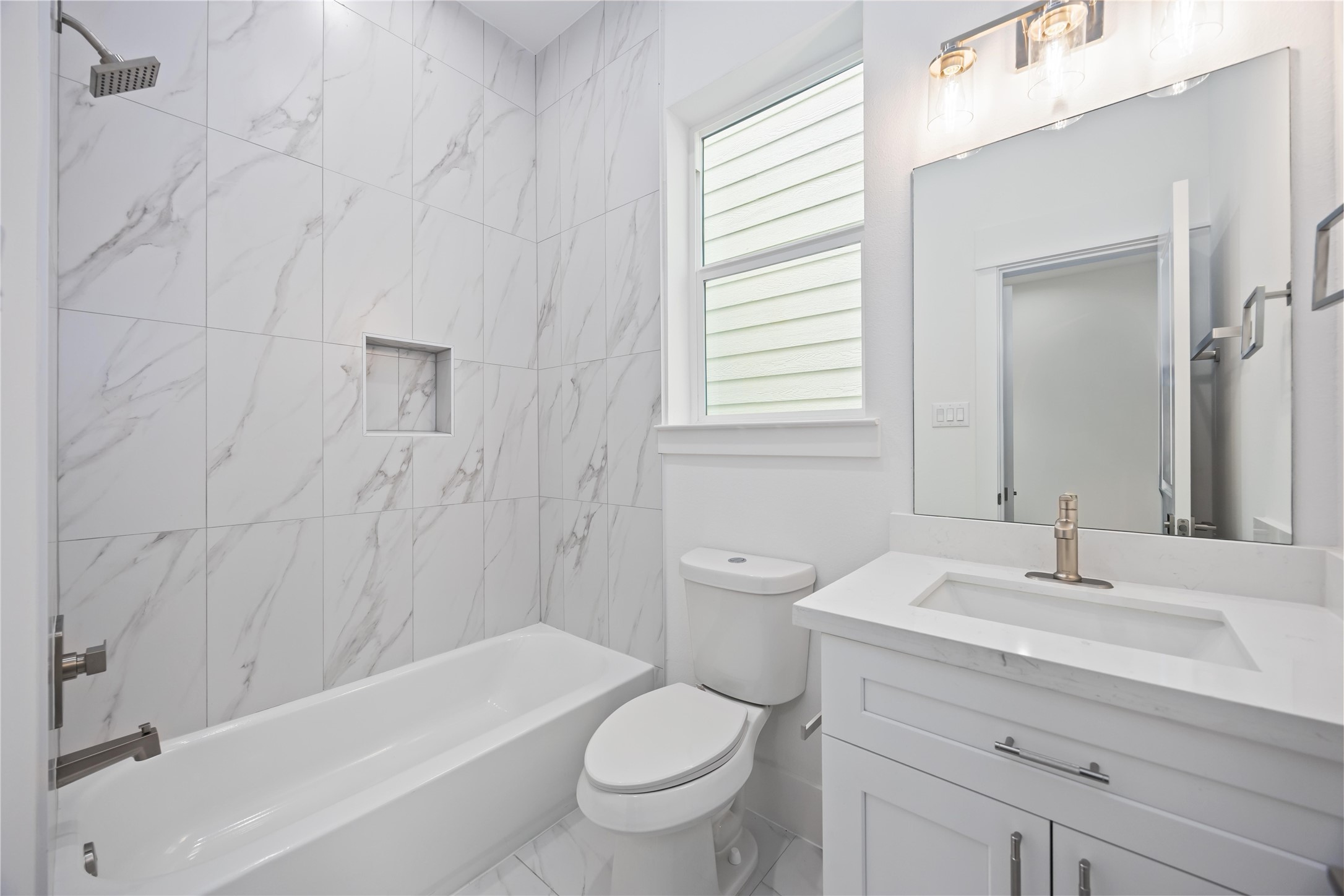 1947 Knoll Square Drive, Houston, TX 77080