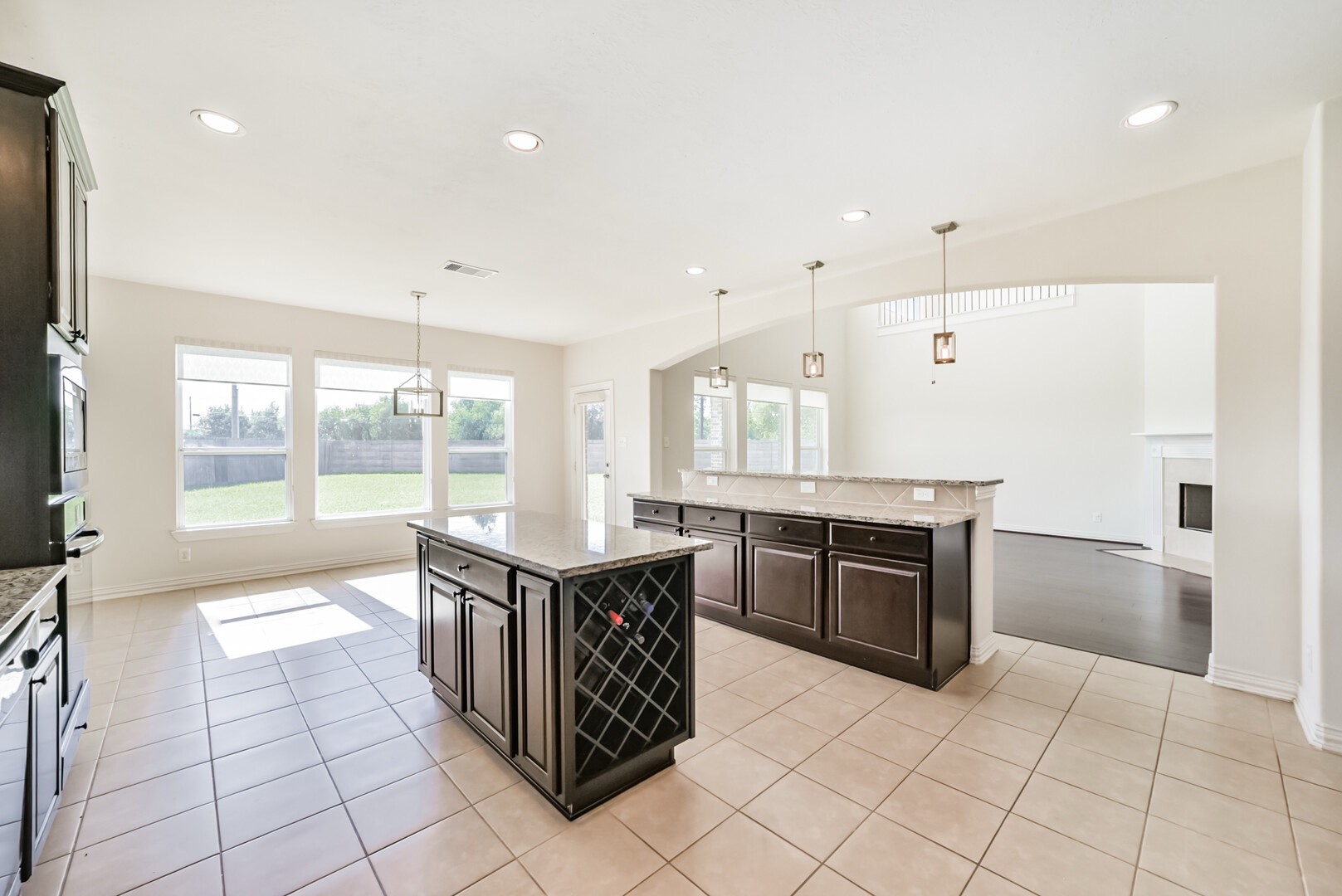 9939 Clear Diamond Drive, Rosharon, TX 77583