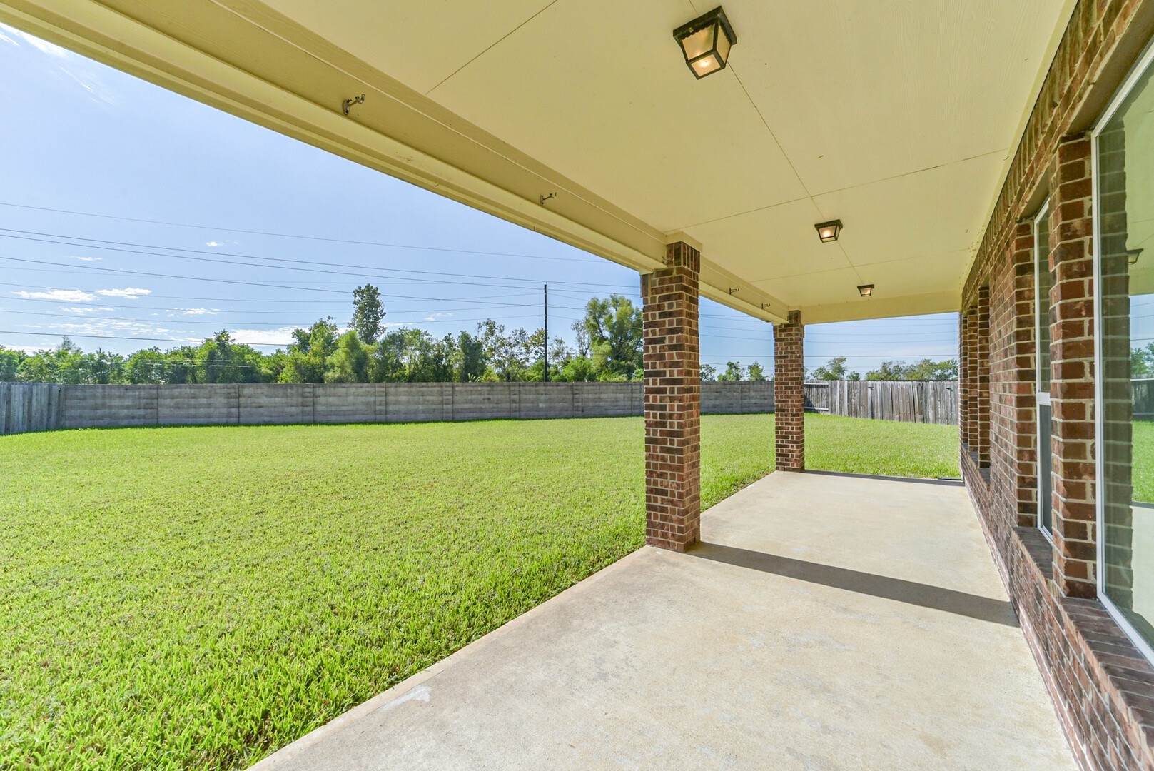 9939 Clear Diamond Drive, Rosharon, TX 77583