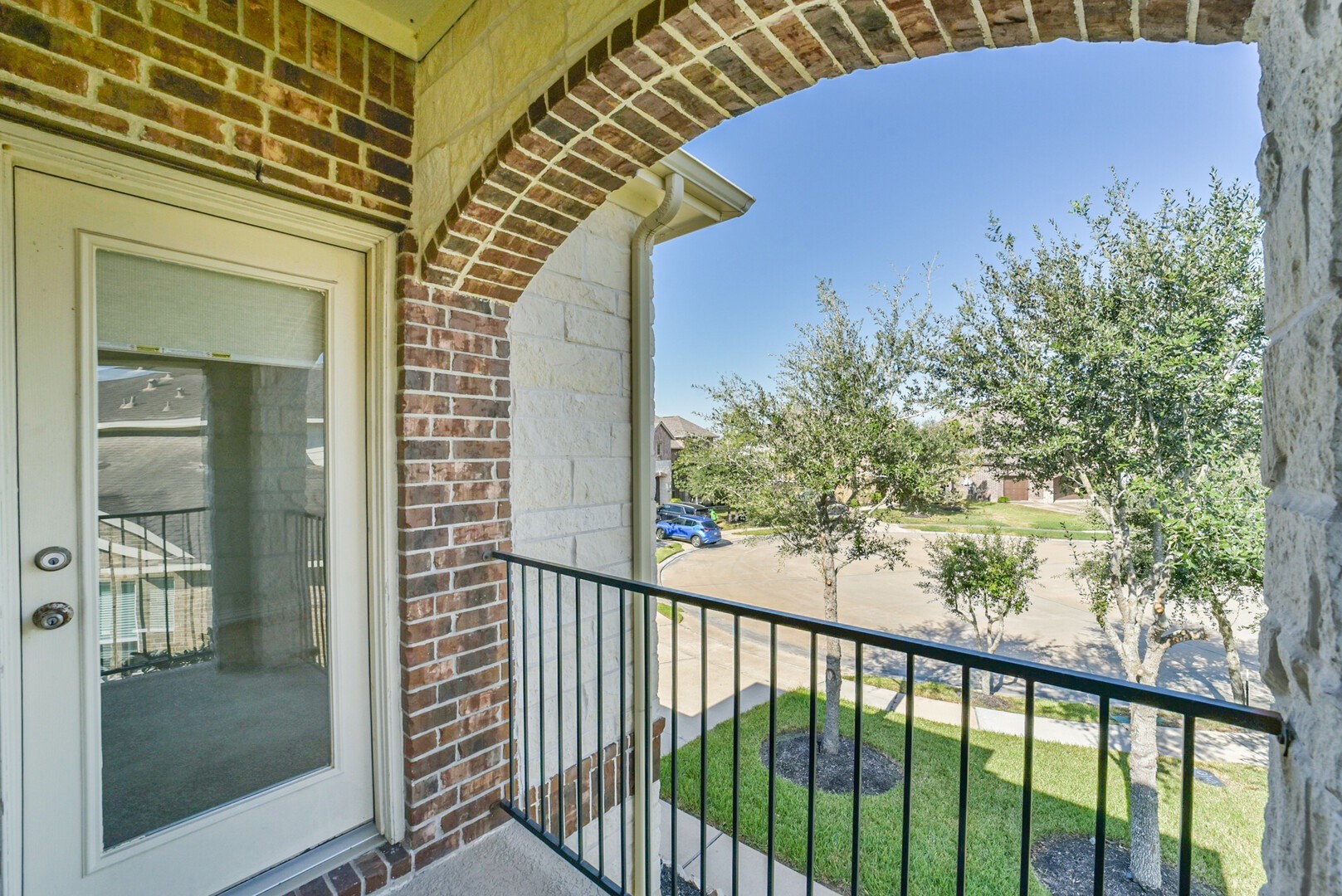 9939 Clear Diamond Drive, Rosharon, TX 77583