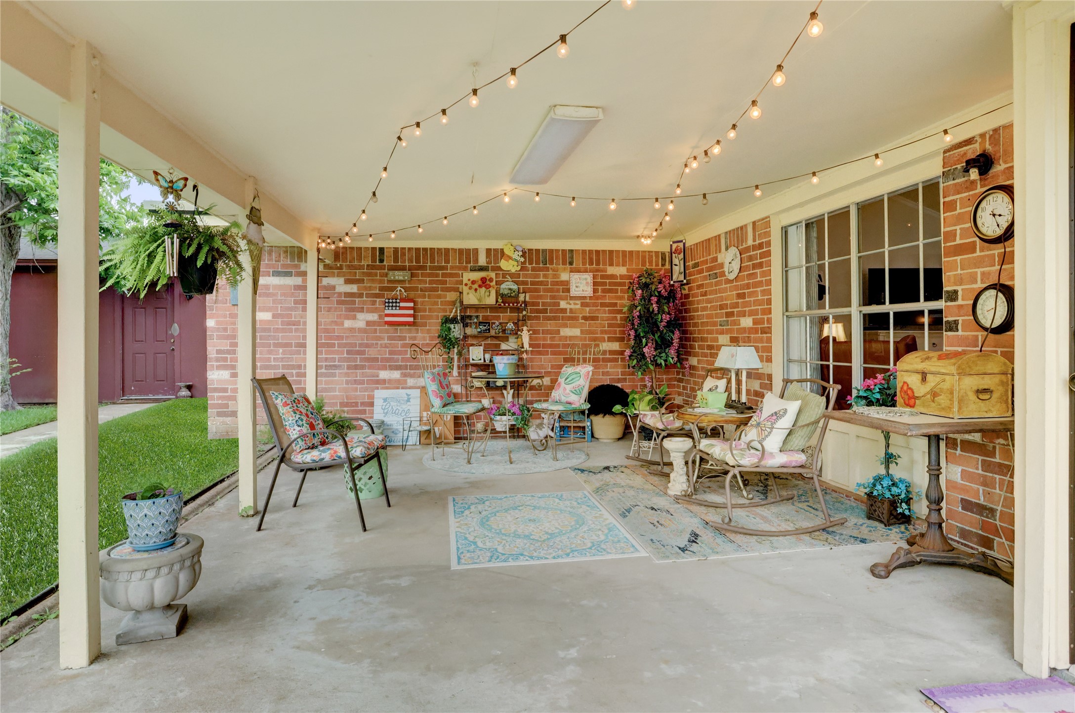 8026 Leigh Road, Hitchcock, TX 77563