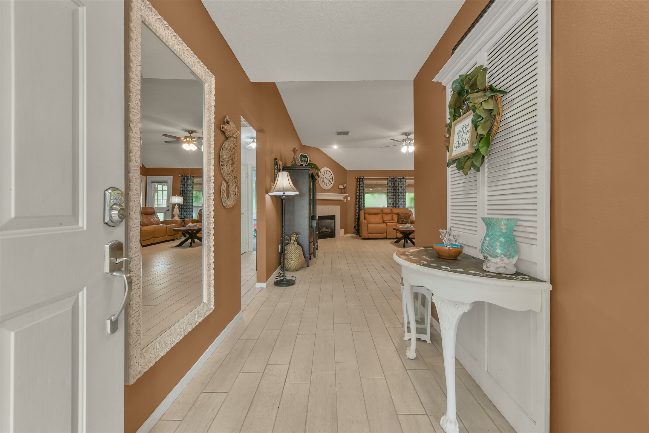 203 Green Isle Avenue, Dickinson, TX 77539