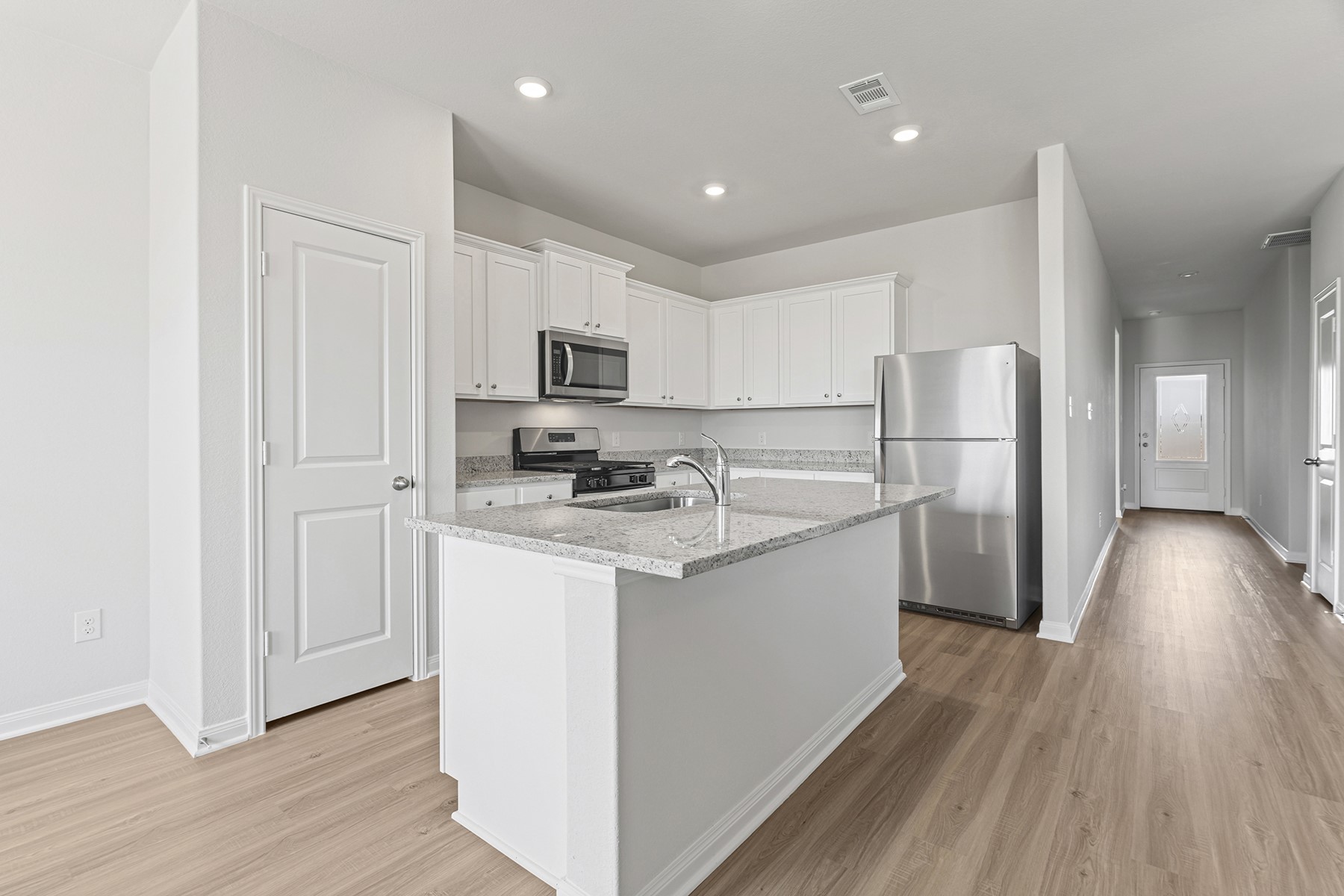 8811 New Jade Drive, Iowa Colony, TX 77583